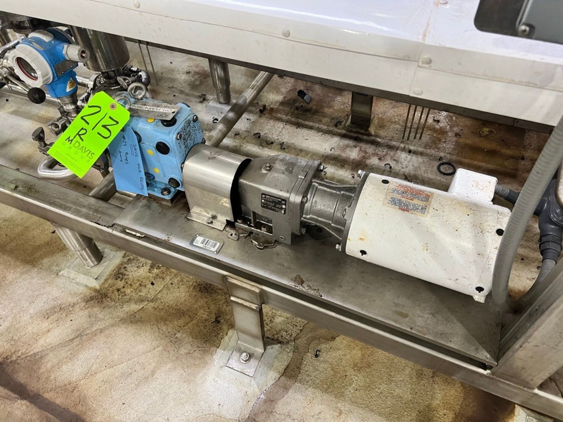 SPX WAUKESHA CHERRY BURRELL 1-HP POSITIVE DISPLACEMENT PUMP, MODEL 006 U2, S/N 1000002967839, 1745 - Image 2 of 5