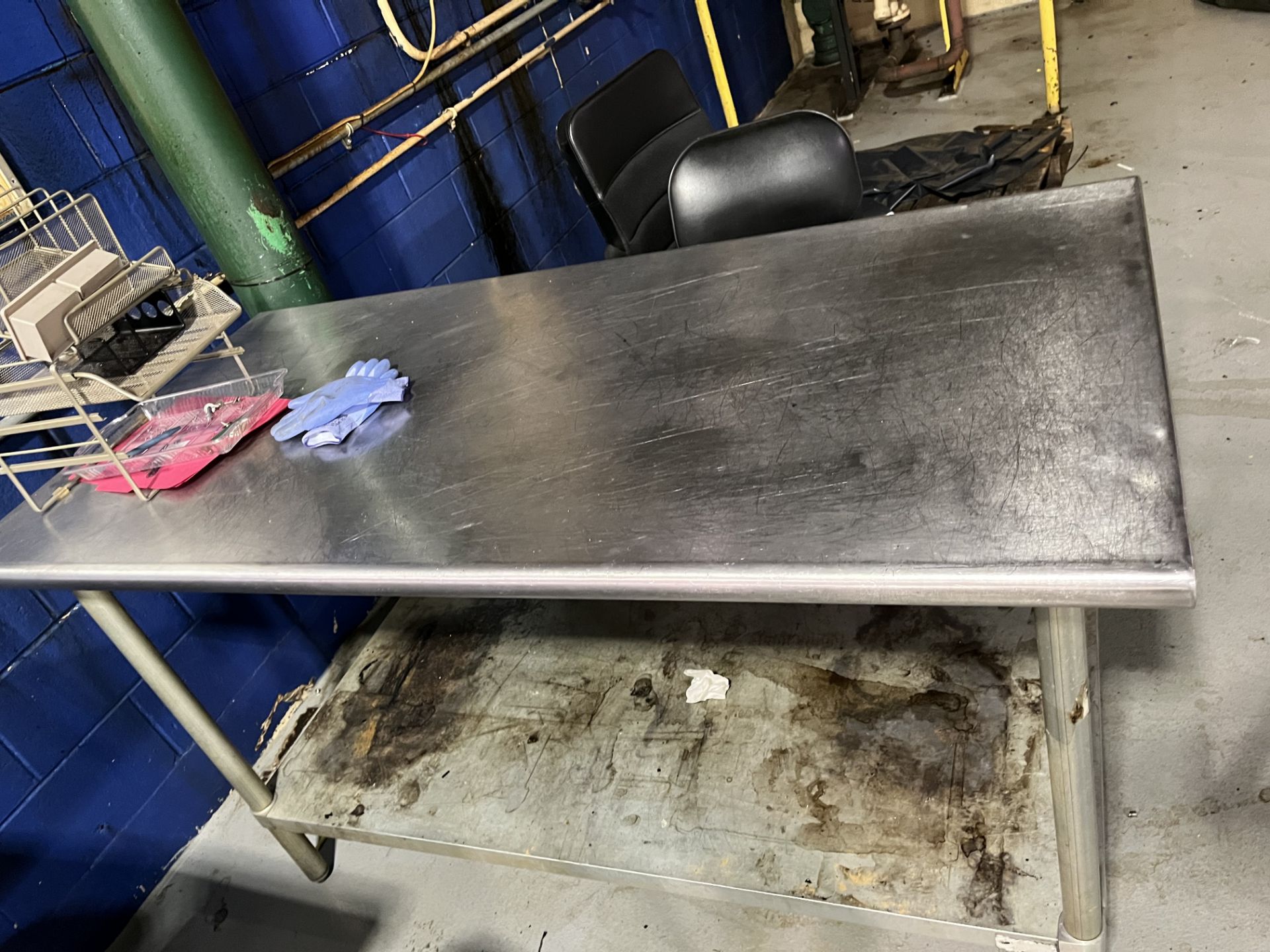 (1) ONE STAINLESS STEEL TABLE (1) HEAVY DUTY WORK TABLE (Simple Loading Fee $165) - Image 2 of 4