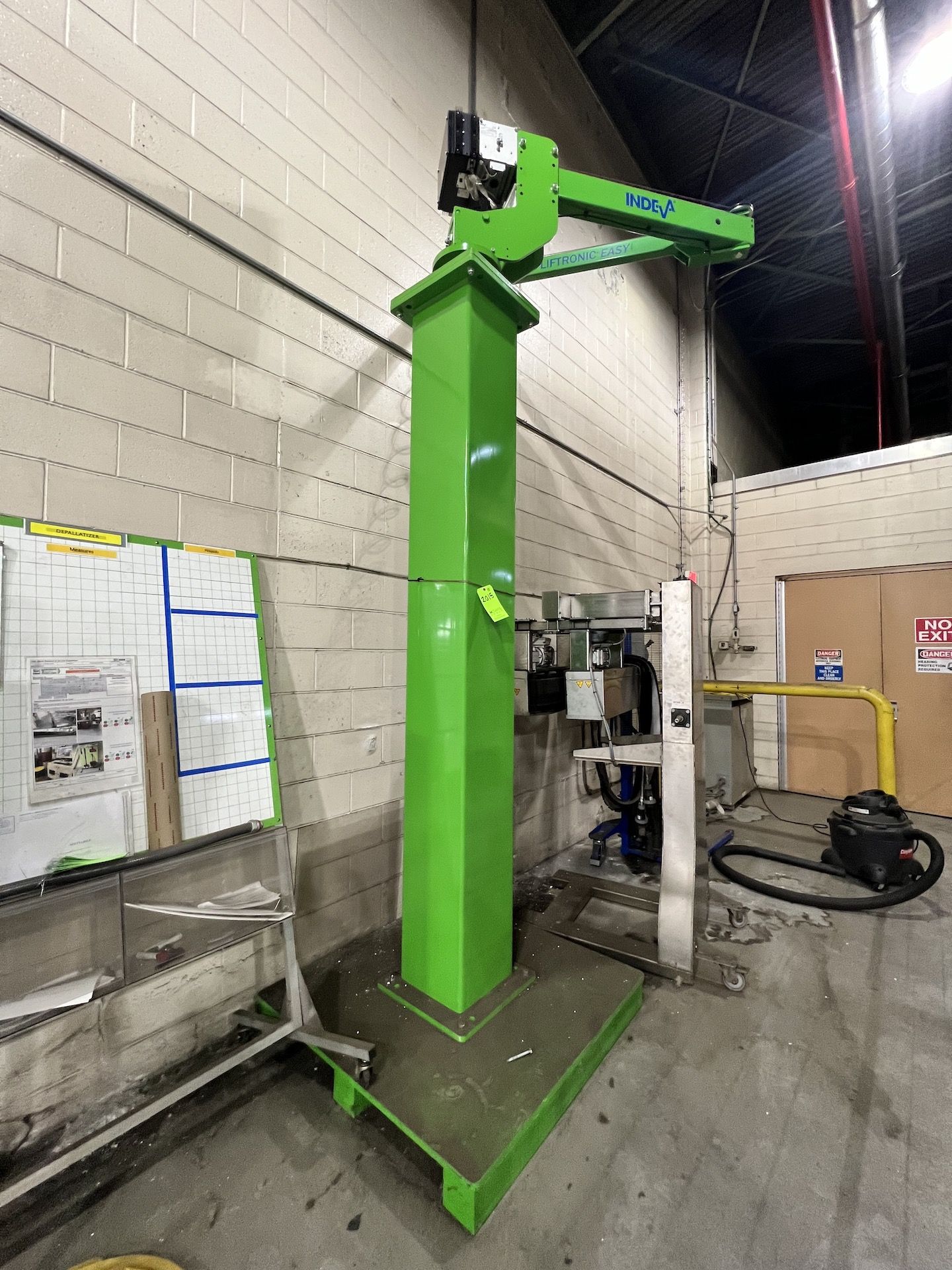 INDEVA INTELLIGENT INDUTRIAL MANIPULATOR / LIFTING SYSTEM, MODEL LIFTTRONIC EASY