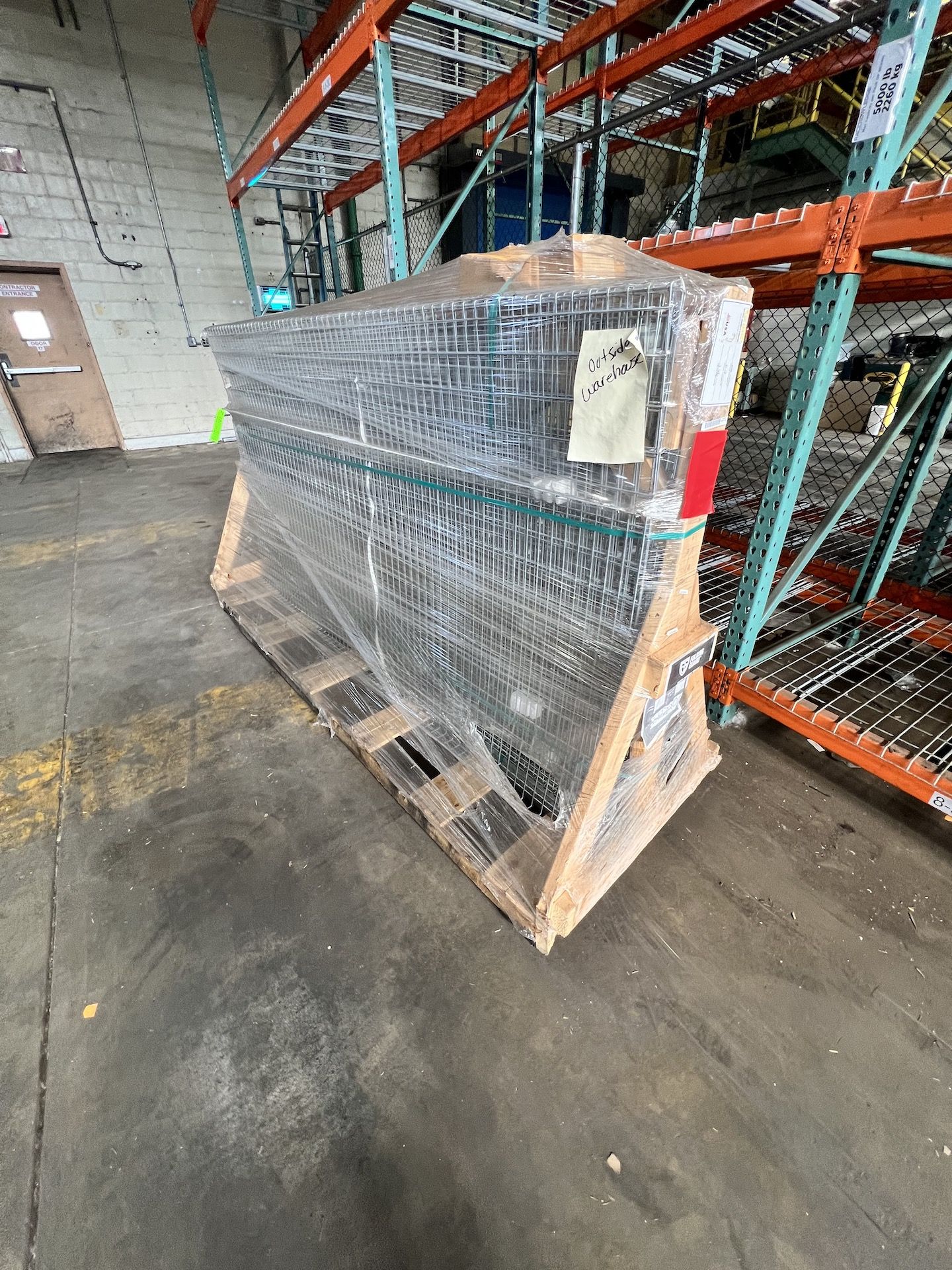 LOT OF NEW PALLET RACKING COMPONENTS, INCLUDES WIRE RACKING - Image 2 of 7