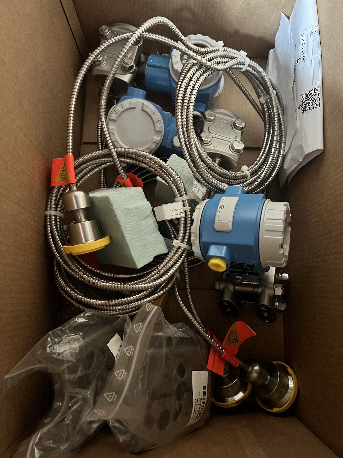ASSORTED ENDRESS HAUSER MRO AND PARTS, BELIEVED TO BE NEW - Image 9 of 11