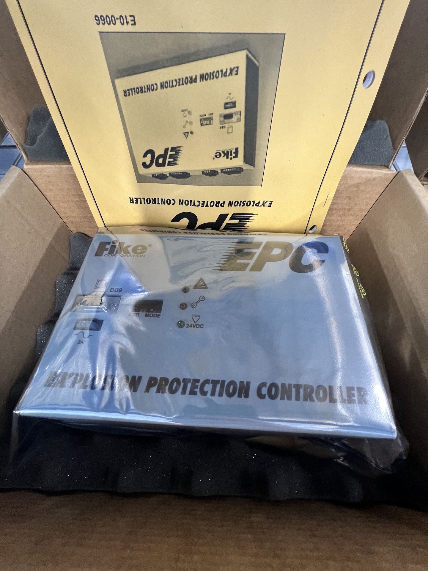 (2) FIKE EPC EXPLOSION PROTECTION CONTROLLERS, (1) FIKE ANNUNCIATOR MODULE - Bild 2 aus 7