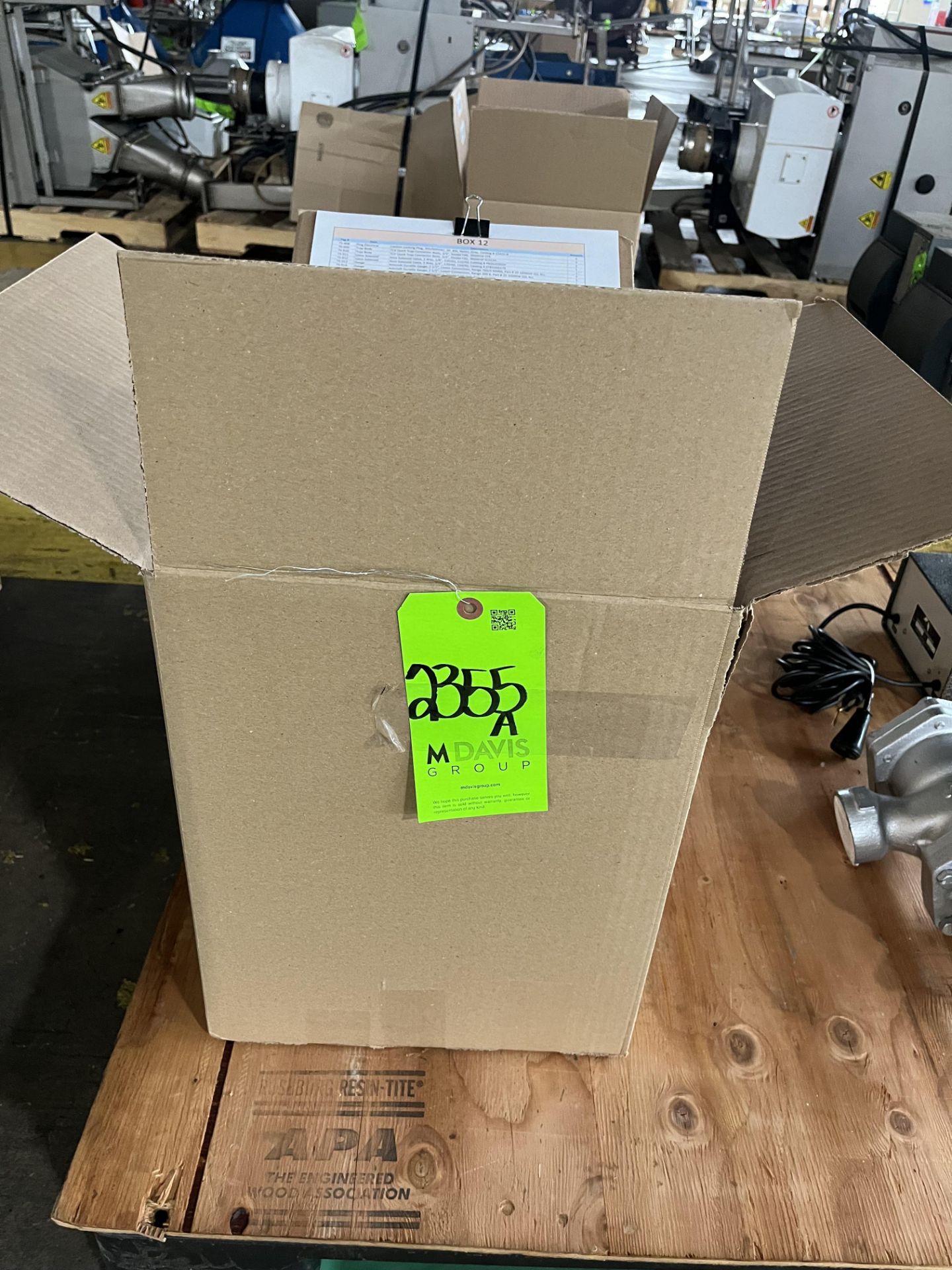 BOX OF NEW REPLACEMENT ACCESSORIES/PARTS