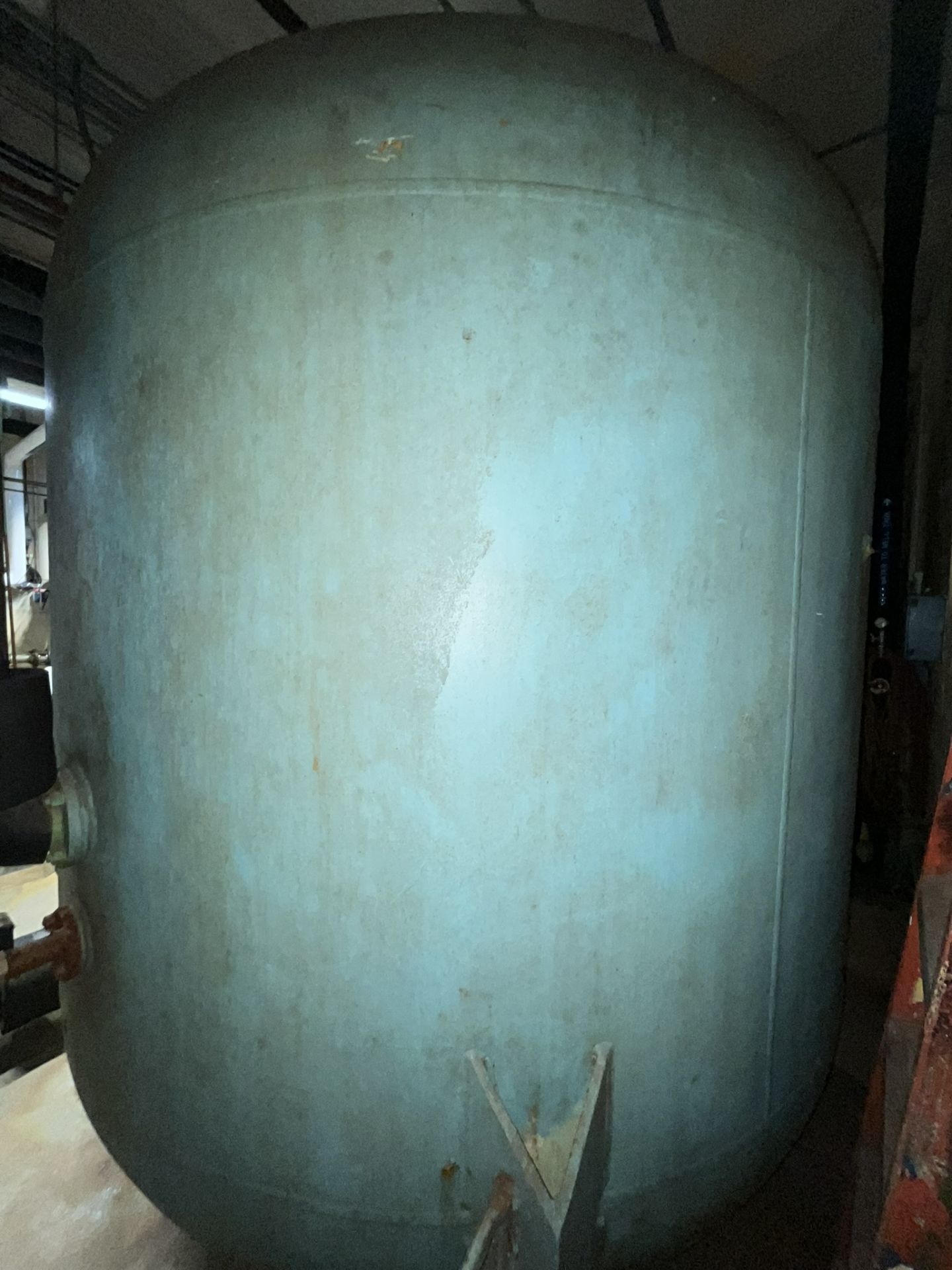 LESENA STEEL FAB VERTICAL AIR TANK (Located Freehold NJ) (Simple Loading Fee $3,850) - Image 3 of 5