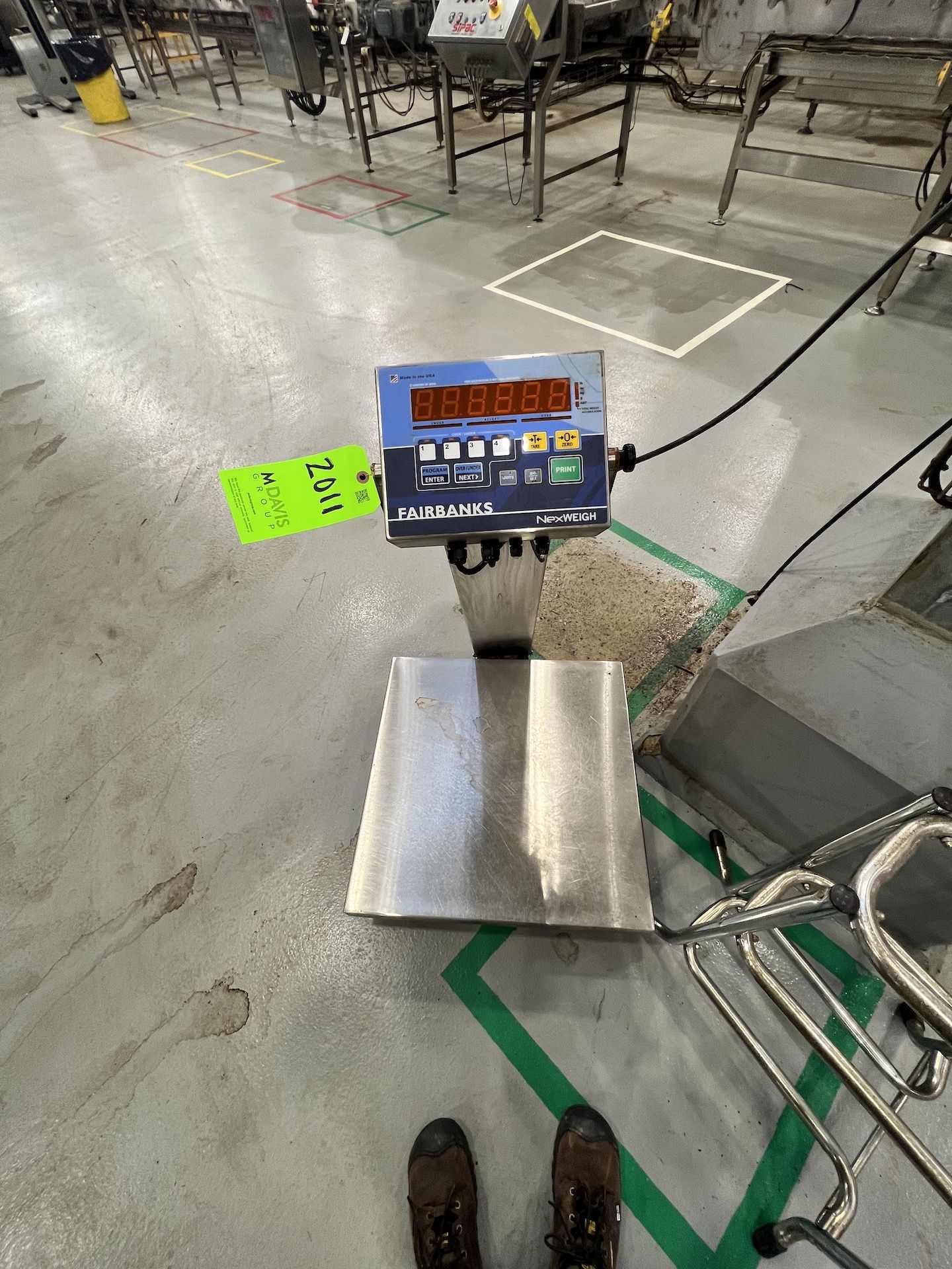 FAIRBANKS S/S PLATFORM SCALE WITH DIGITAL READOUT