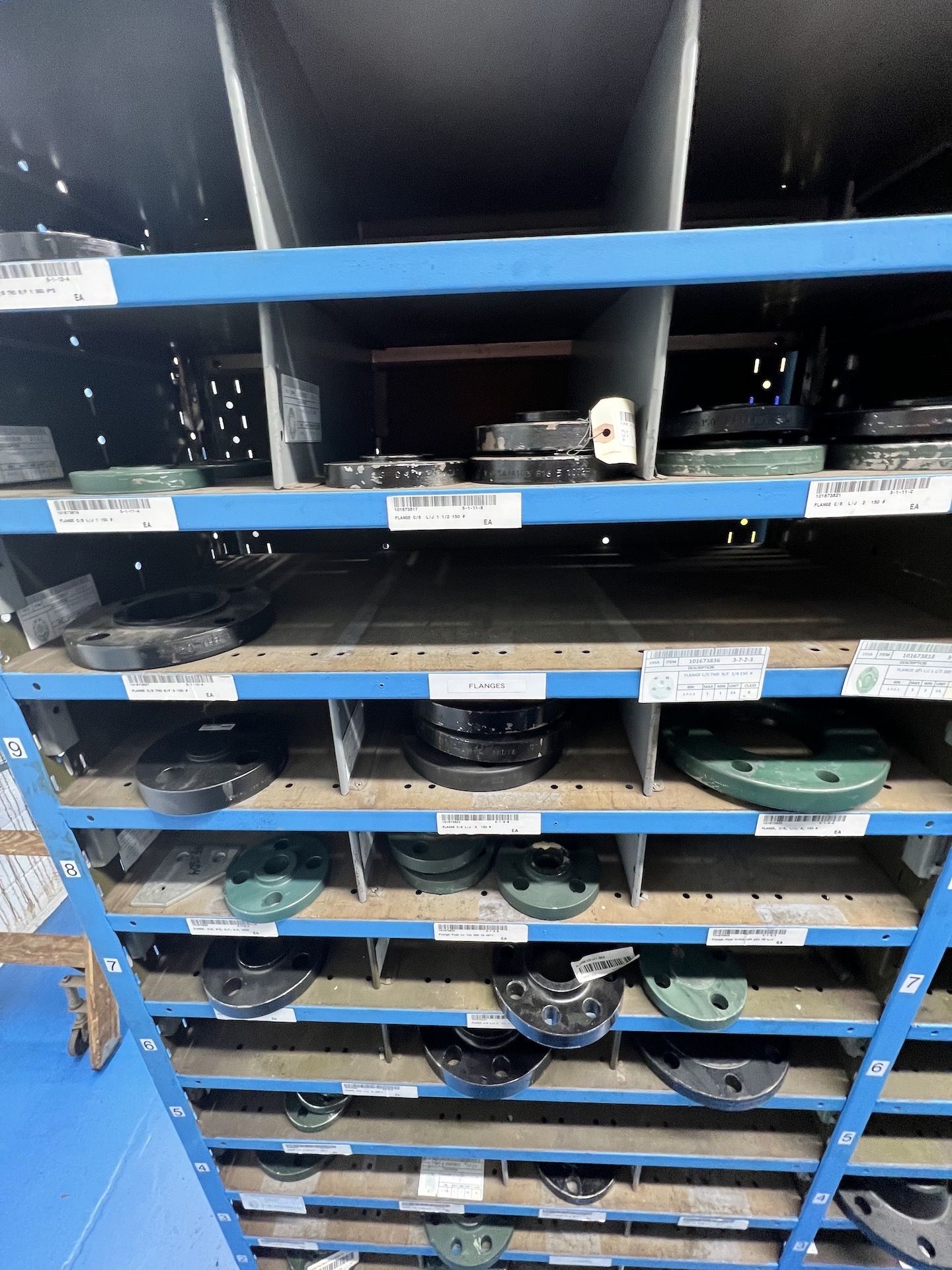 REMAINING CONTENTS ON SHELF, ASSORTED MRO AND PARTS, INCLUDES ASSORTED GAUGES, TRANSMITTERS AND - Image 5 of 52