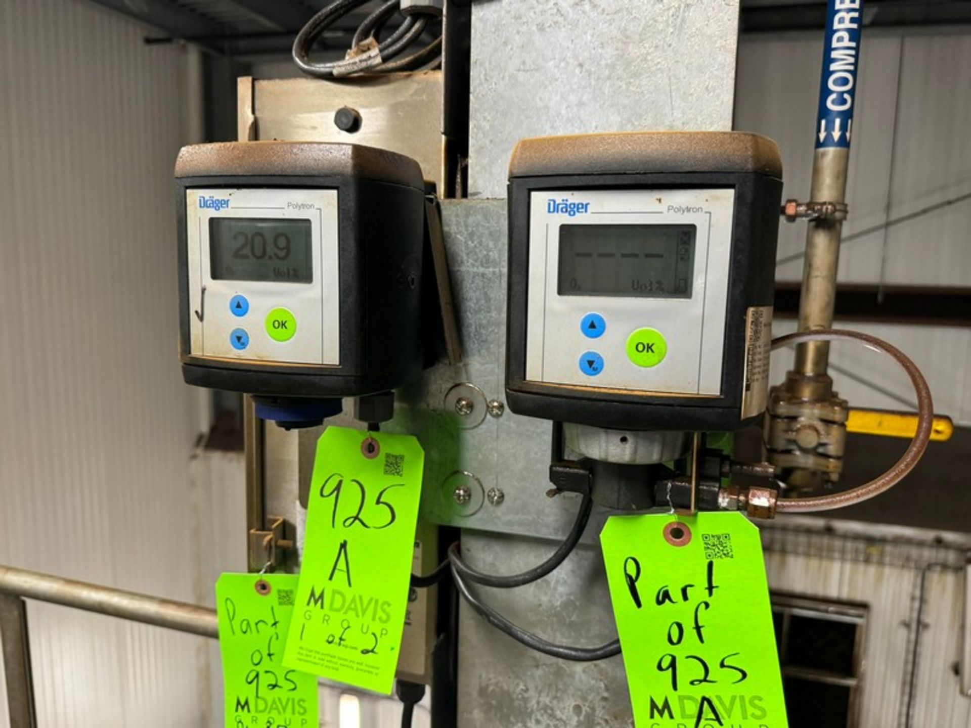 (2) Drager Polytron Gas Detectors, Wall Mounted (LOCATED IN FREEHOLD, N.J.) (Simple Loading Fee - Image 2 of 2