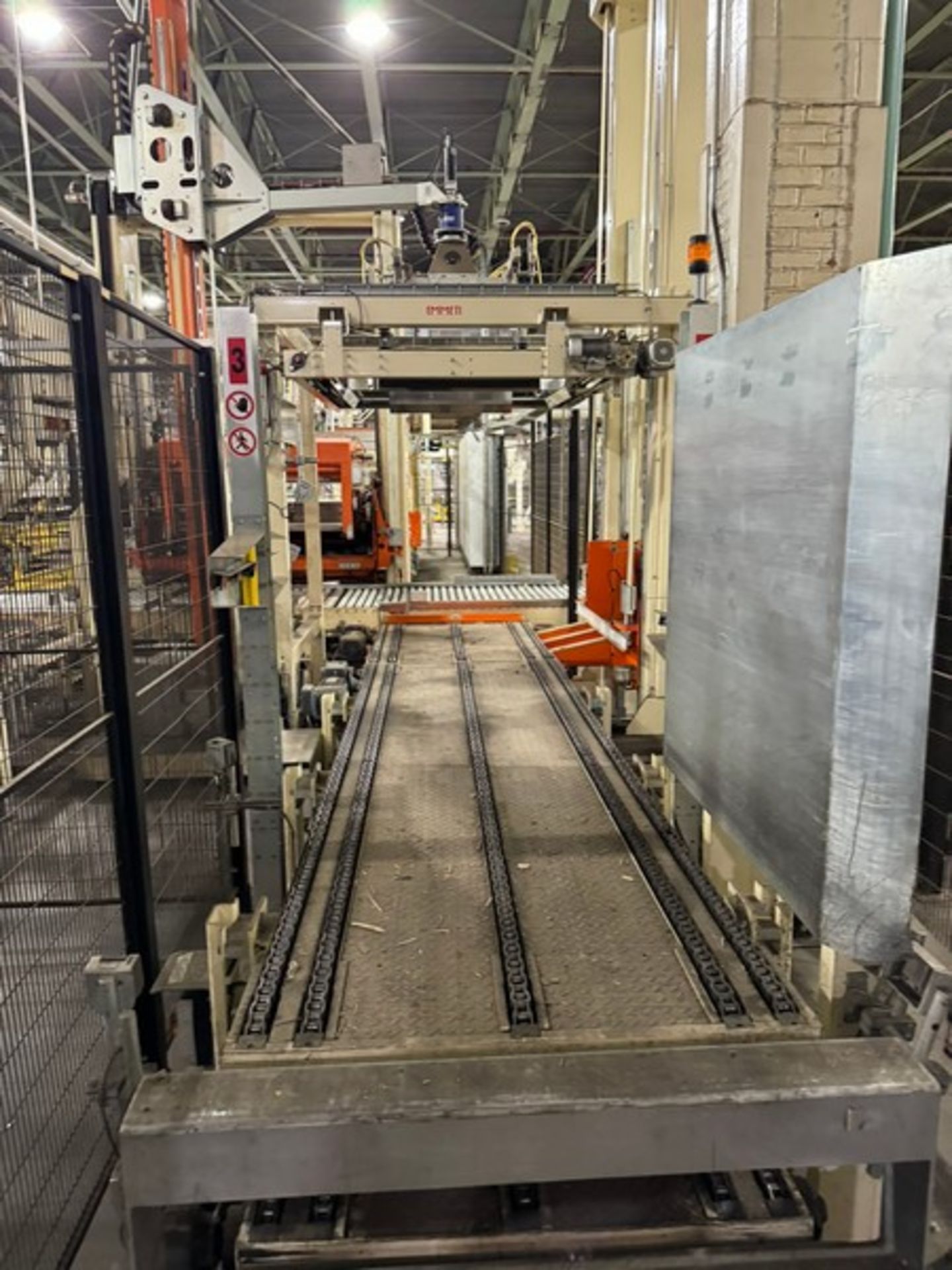 Emmeti Palletizer Tower, with Pallet Conveyor & Sorting Arms (LOCATED IN FREEHOLD, N.J.) - Image 2 of 4