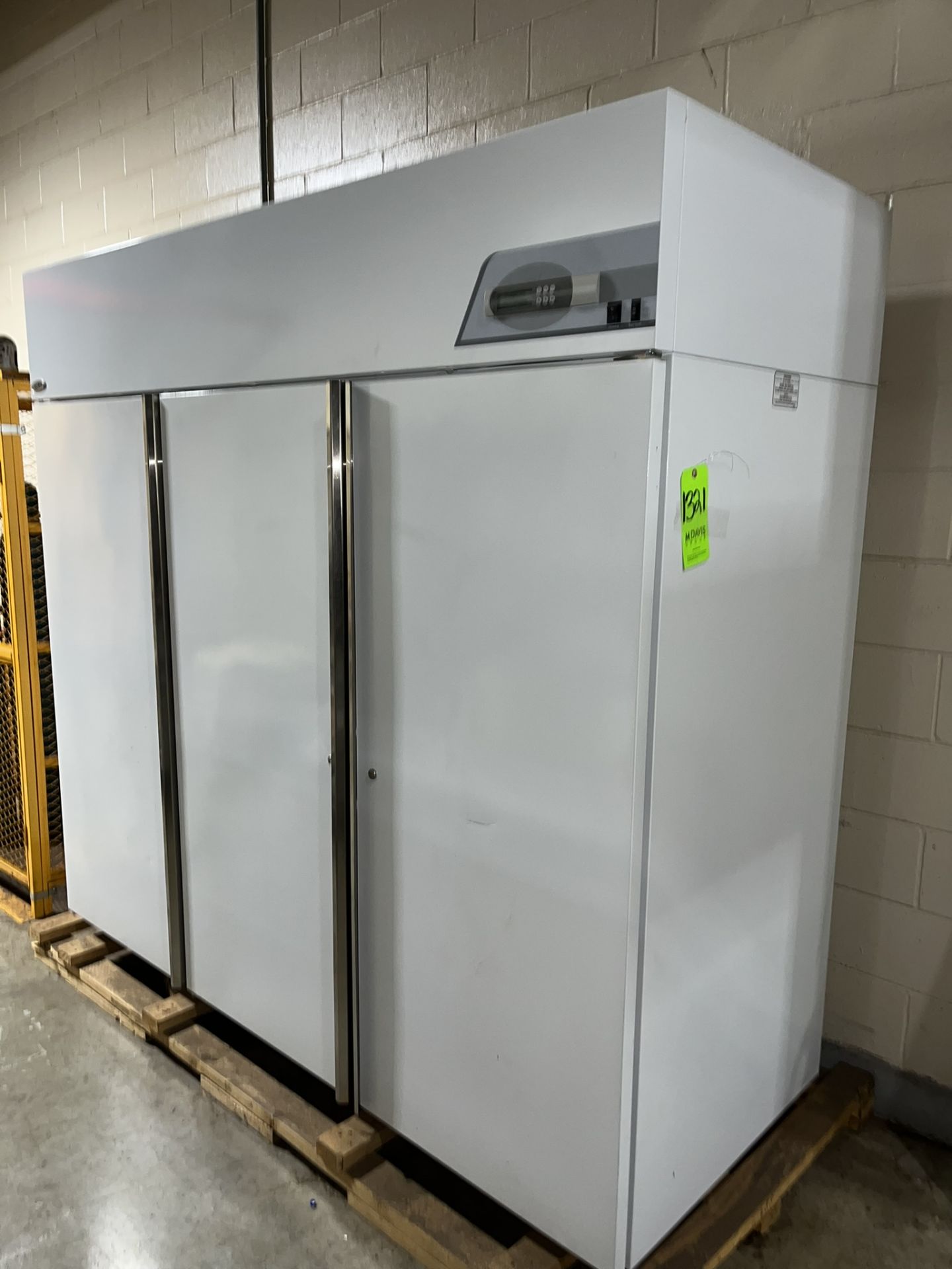 NORLAKE SCIENTIFIC STEEL PAINED WHITE LABORATORY REFRIGERATOR THREE SECTIONS (NEED DIMS) - Image 6 of 6