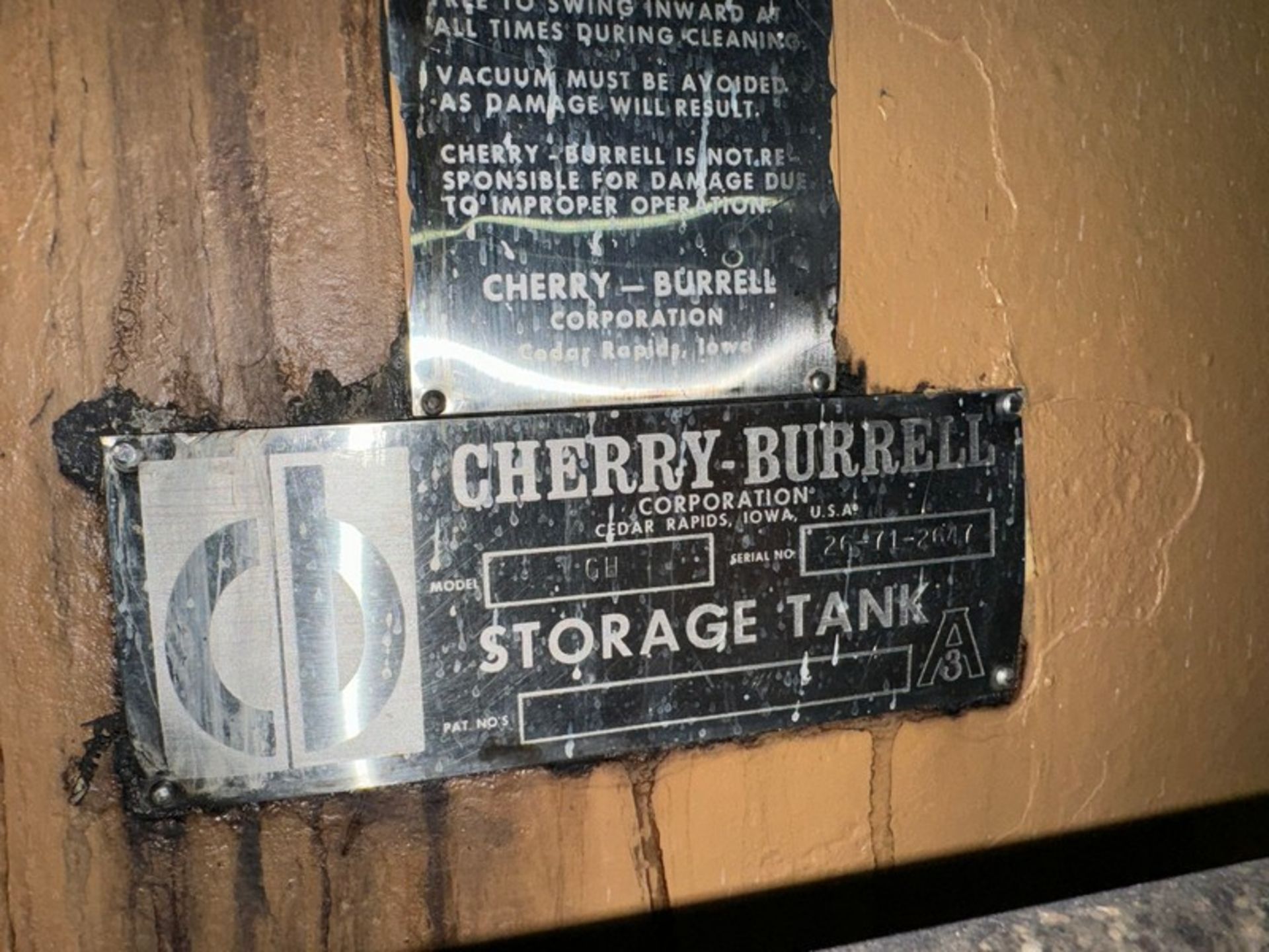 Cherry-Burrell Aprox. 2,500 Gal. S/S Single Wall Tank, M/N GH, S/N 26-70-2647, with Front Man - Image 3 of 4