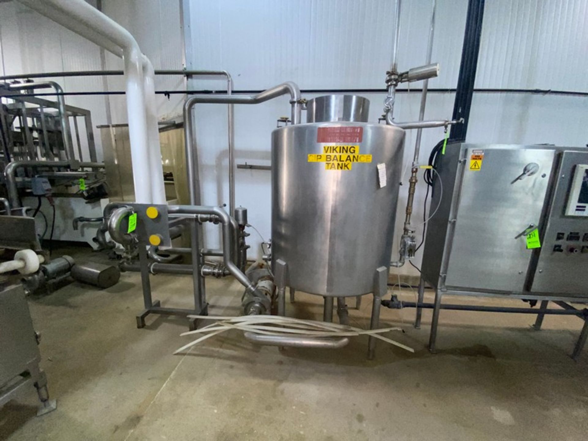 Aprox. 300 Gal. Single Tank CIP, with FristamCentrifugal Pump, (2) S/S Filters, with (1) Flow