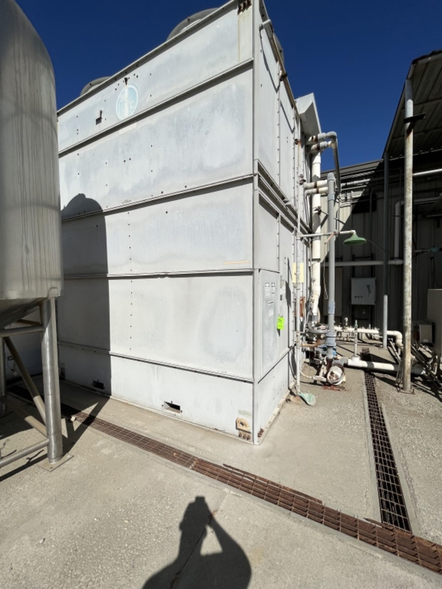 BAC Cooling Tower - Image 5 of 14