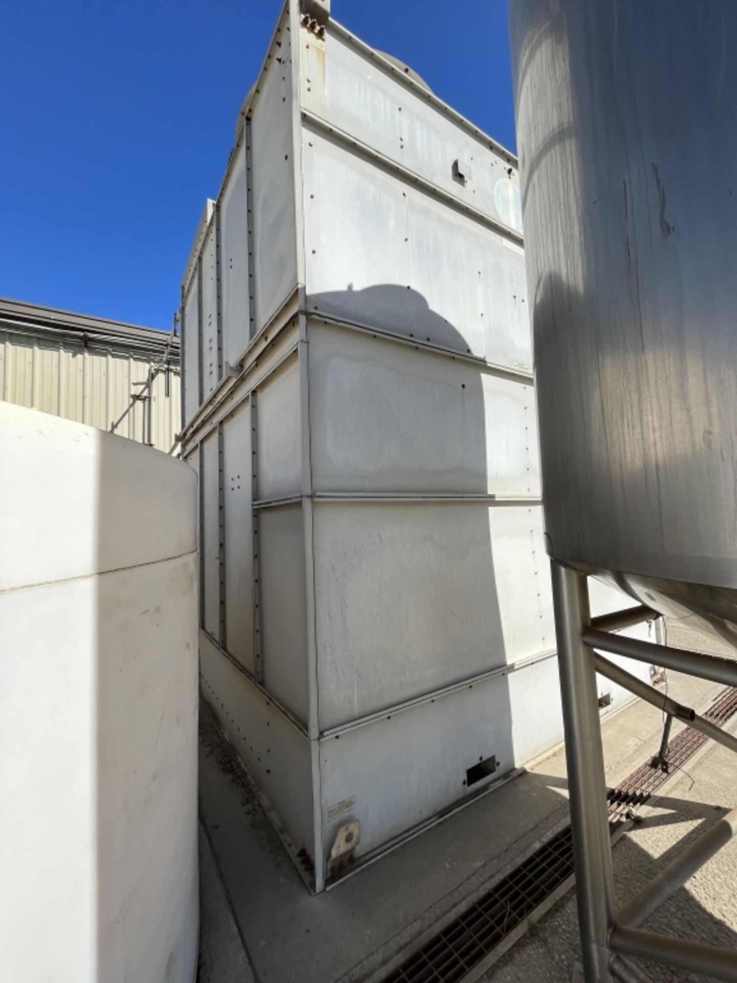 BAC Cooling Tower - Image 2 of 14