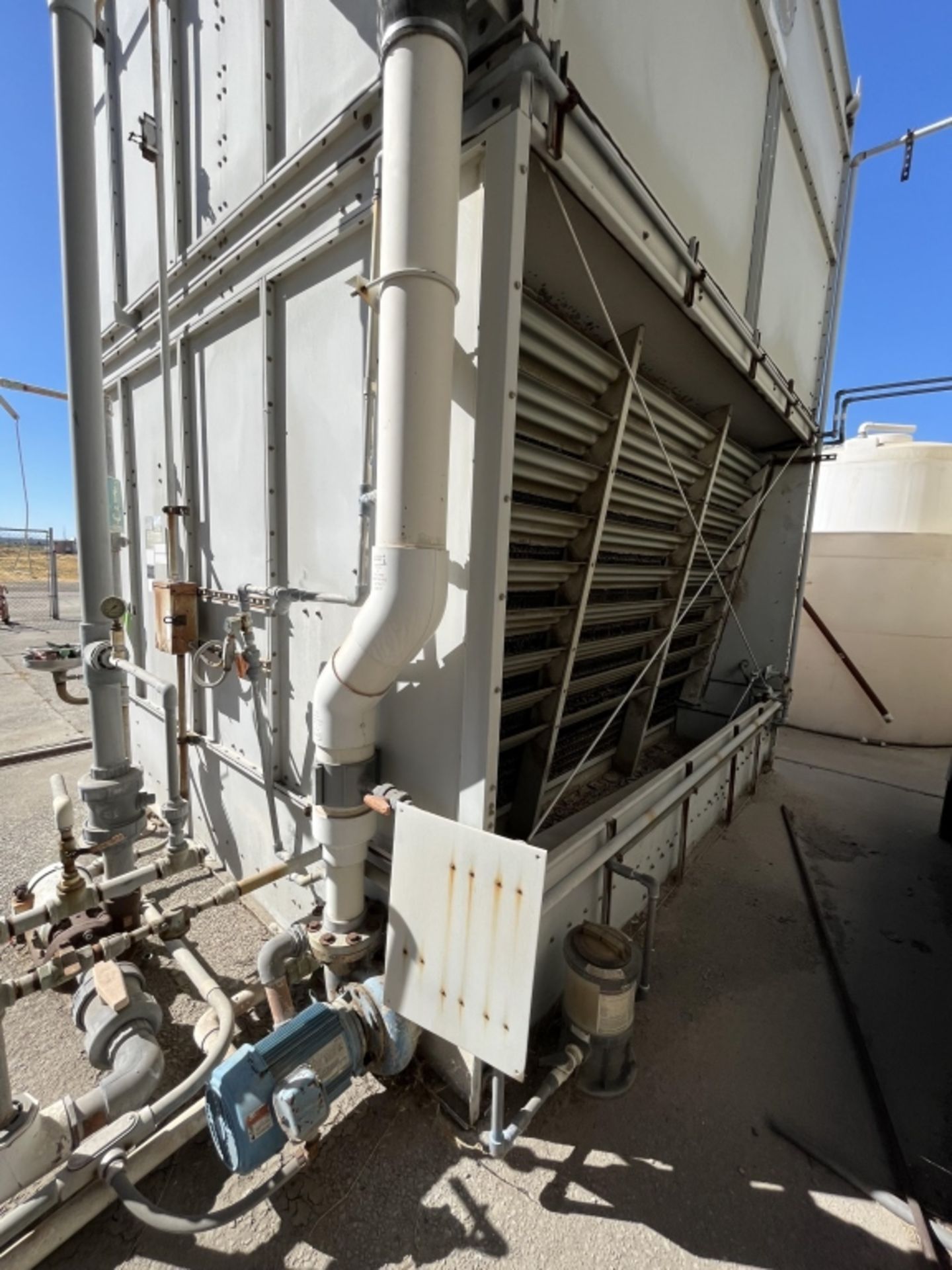 BAC Cooling Tower - Image 3 of 14