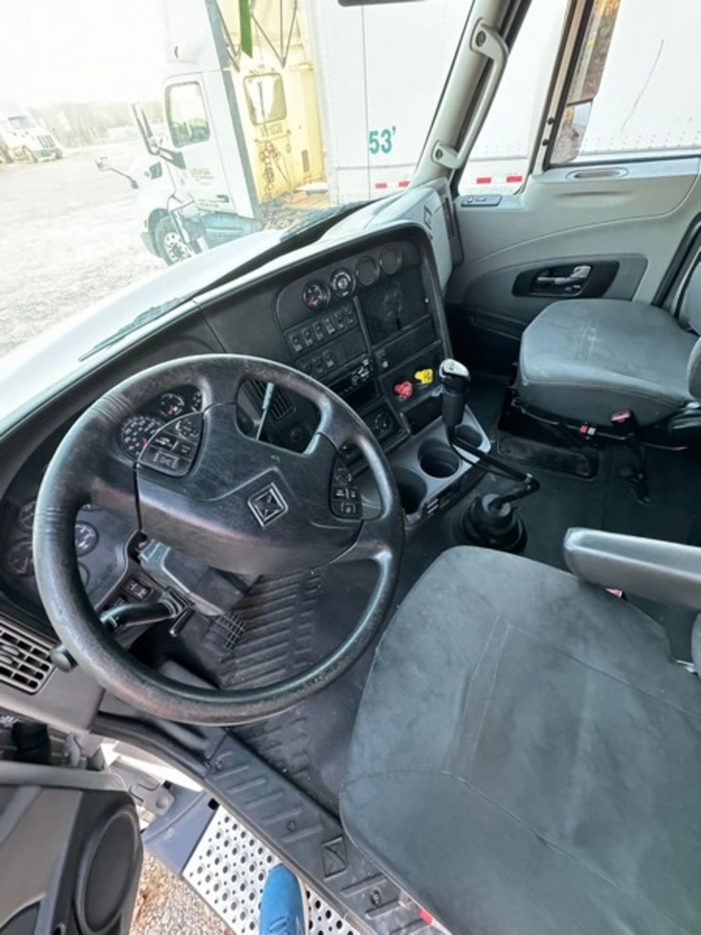 2012 International Truck Tractor, VIN #: 3HSDJAPPR0GN002705, with Sleep Cab, Miles: 684, 121(Service - Image 11 of 29