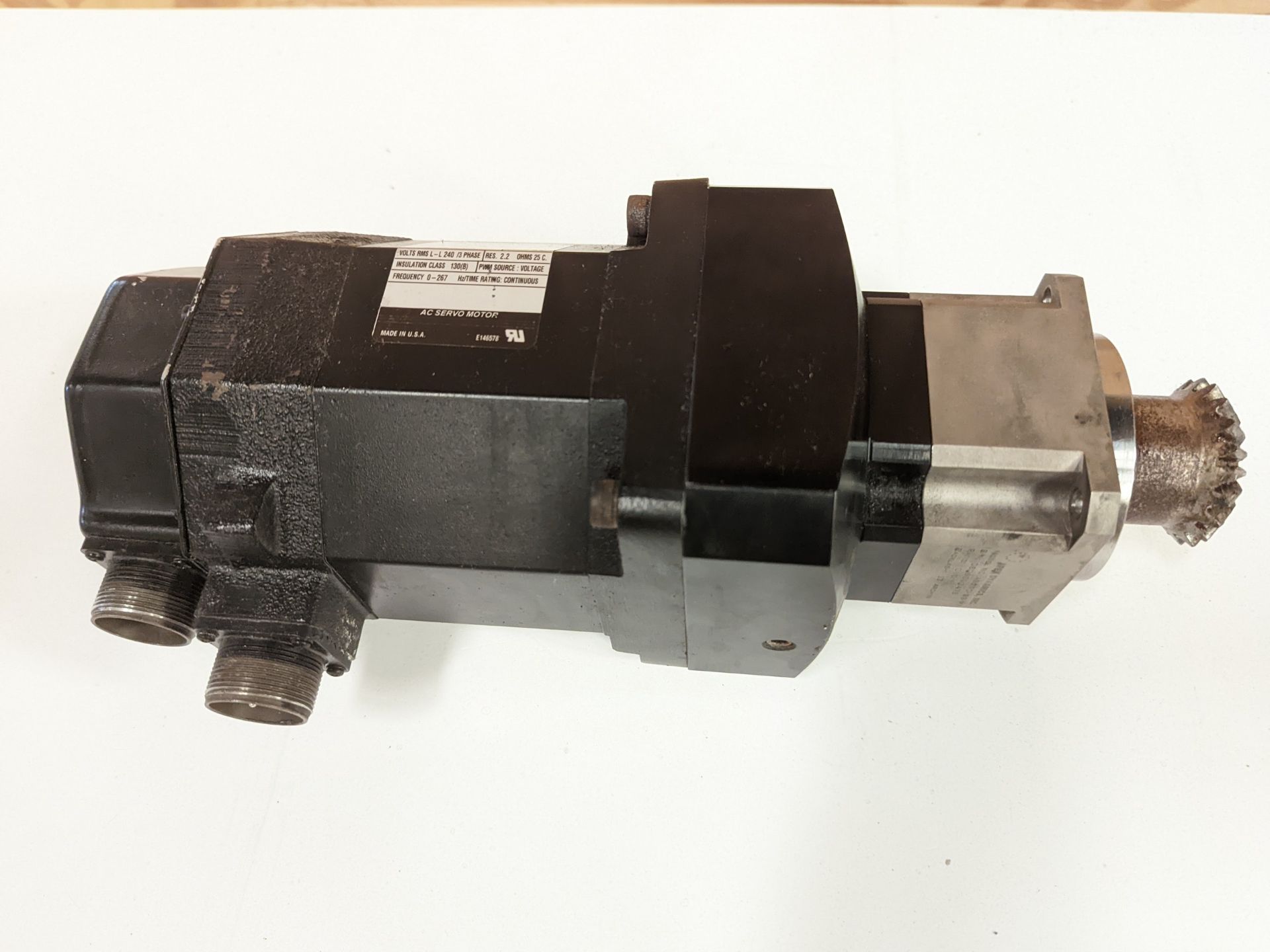 ALLEN-BRADLEY Servo Motors (Lot of 2); Model F-4030-Q-H00AA; Max speed 4000 RPM; Both include - Image 6 of 10