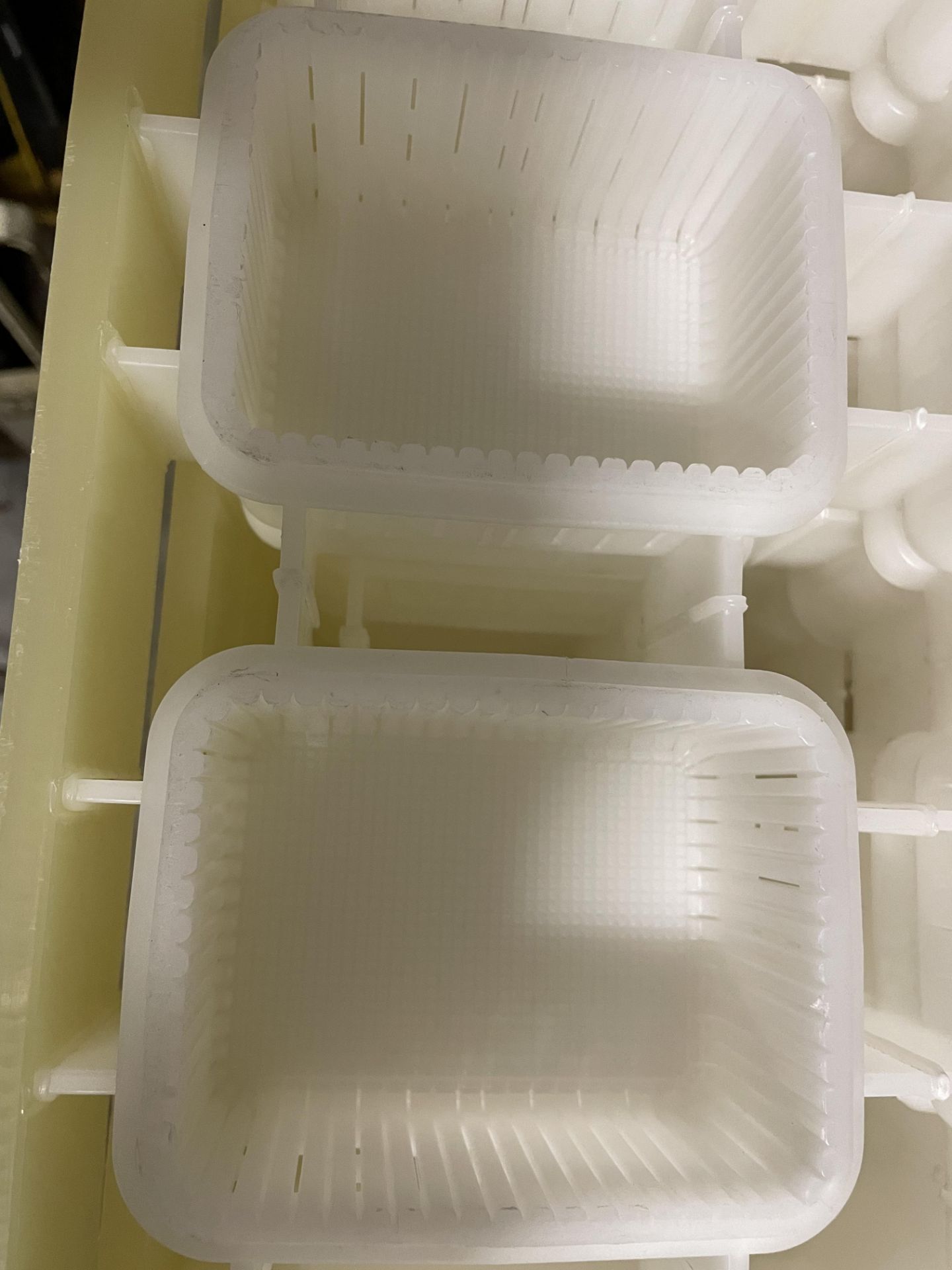 Plastic Forms ( Teflon, Food Grade ) ; 4X10; Total 40 Square Nests; 2"x3"x2" Square. (Loading Fee $ - Image 2 of 4