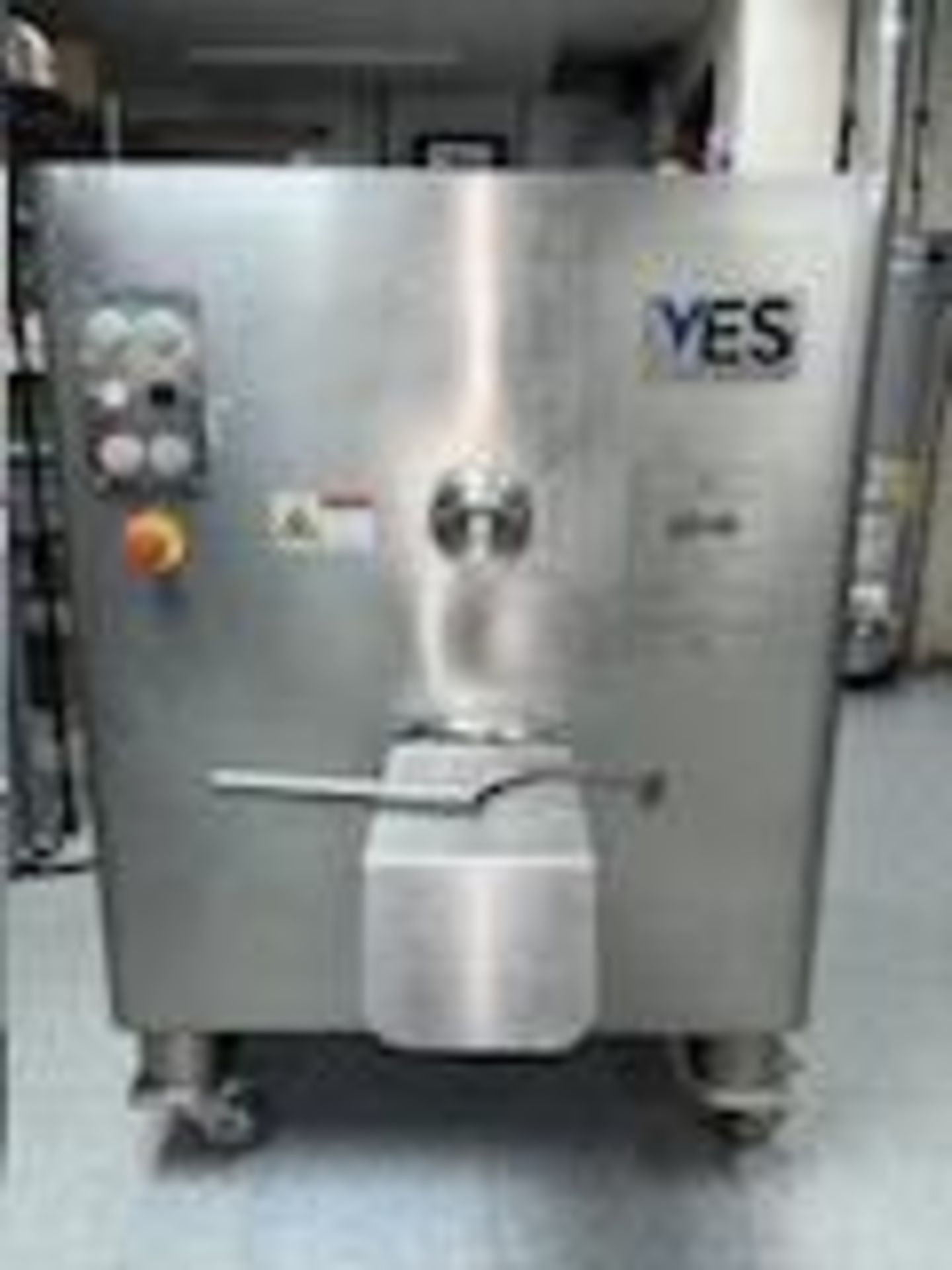 YES FOOD MACHINERY MANUFACTURE M/C NAME; MIXER GRINDER MODEL:G130/140L ELEC. POWER: 7.5 + 1.1 KWS - Image 7 of 14