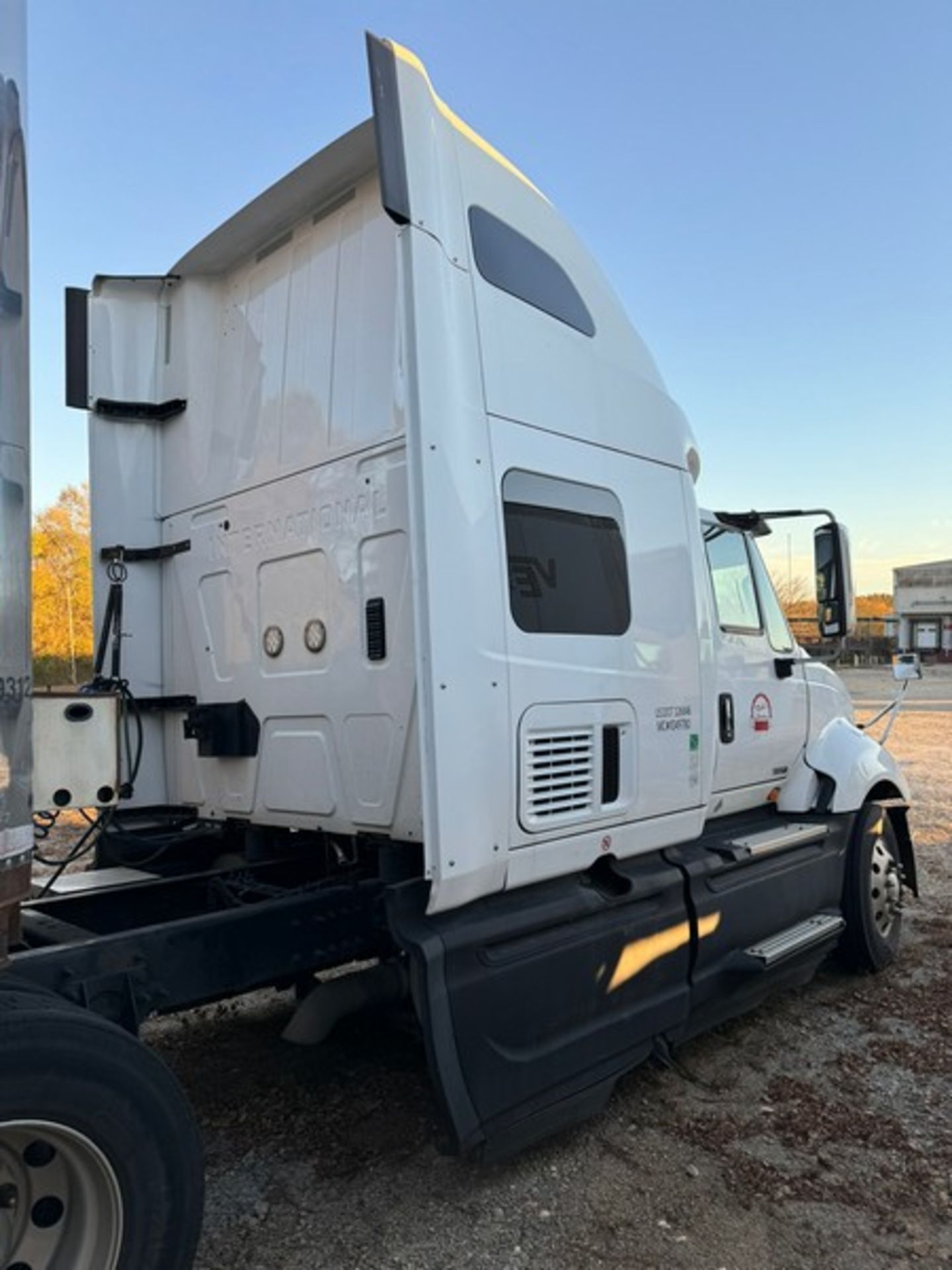 2012 International Truck Tractor, VIN #: 3HSDJAPPR0GN002705, with Sleep Cab, Miles: 684, 121(Service - Image 10 of 29