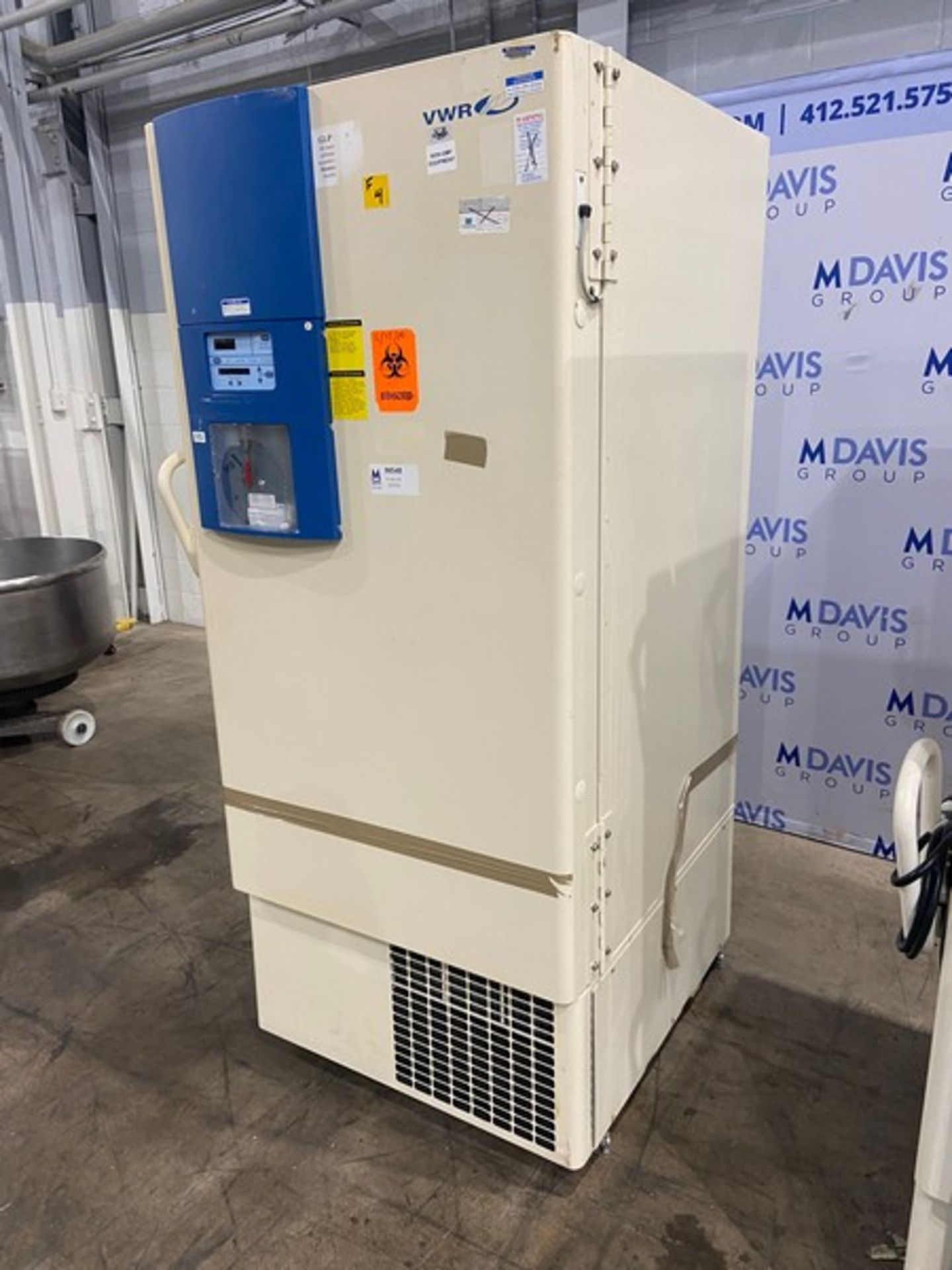 VWR Laboratory Freezer, M/N 5604, S/N 814155, 230 Volts, 1 Phase, Mounted on Wheels (INV#103513) ( - Image 2 of 5
