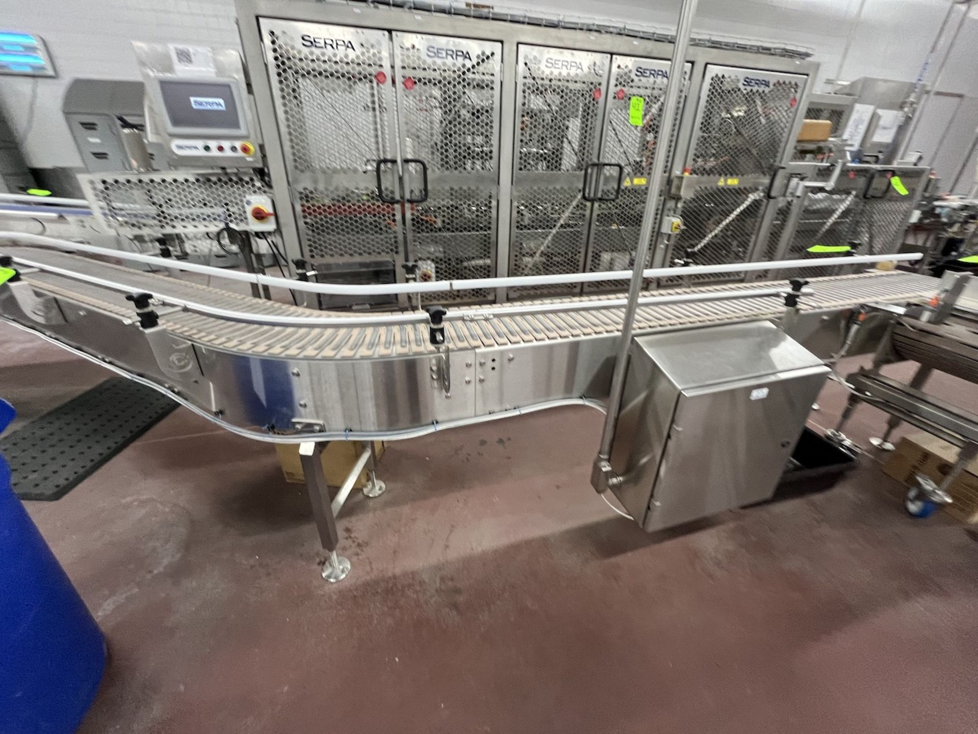 CASE CONVEYOR, APPROX. 425 IN. L X 12 IN. W - Image 2 of 7