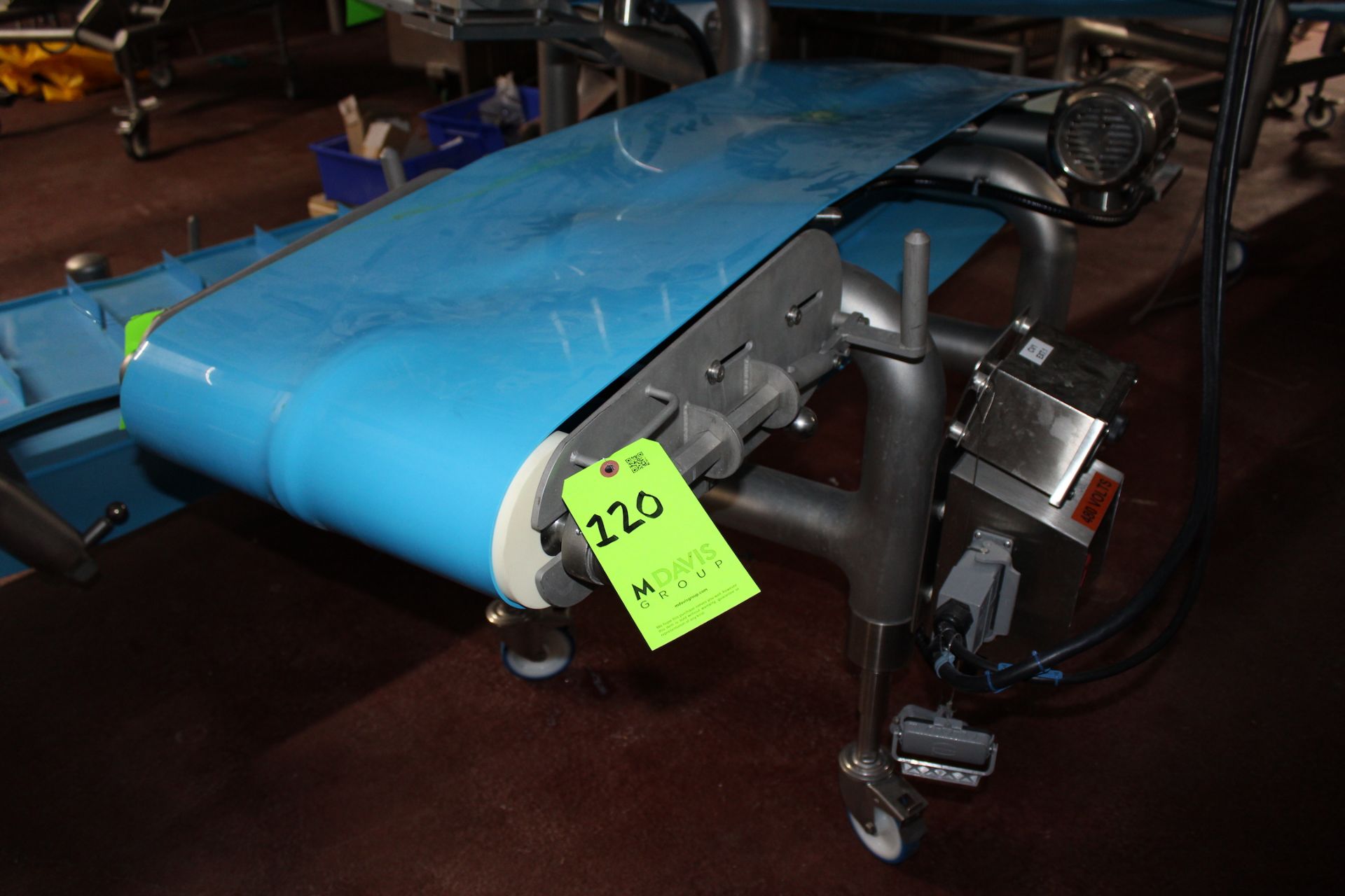 PORTABLE INCLINE CONVEYOR, APPROX. DIMS: 72 IN. L X 18 IN. W - Image 2 of 4