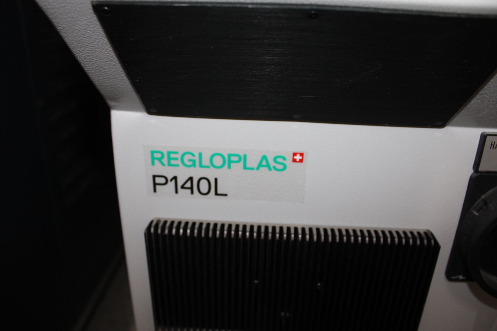 2020 REGLOPLAS P140L, PRESSURIZED WATER CHILLER / WATER TEMP CONTROL UNIT, UP TO 284 DEGREE F, MODEL - Image 2 of 3