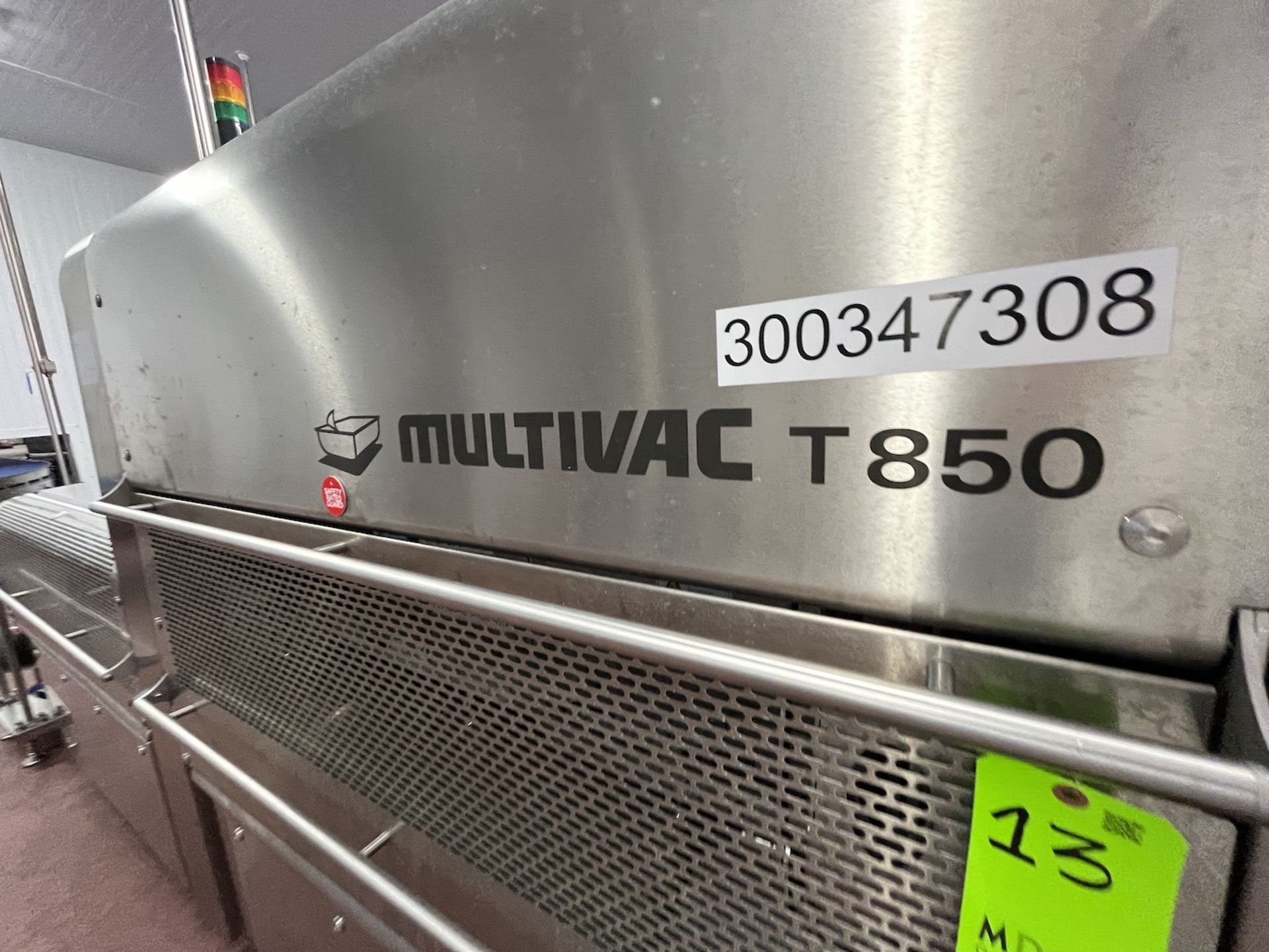 2016 MULTIVAC T-850 TRAY SEALER, S/N 239882, WITH BUSCH VACUUM PUMP, MODEL PANDA WV 1000 C 006,  AND - Image 6 of 36