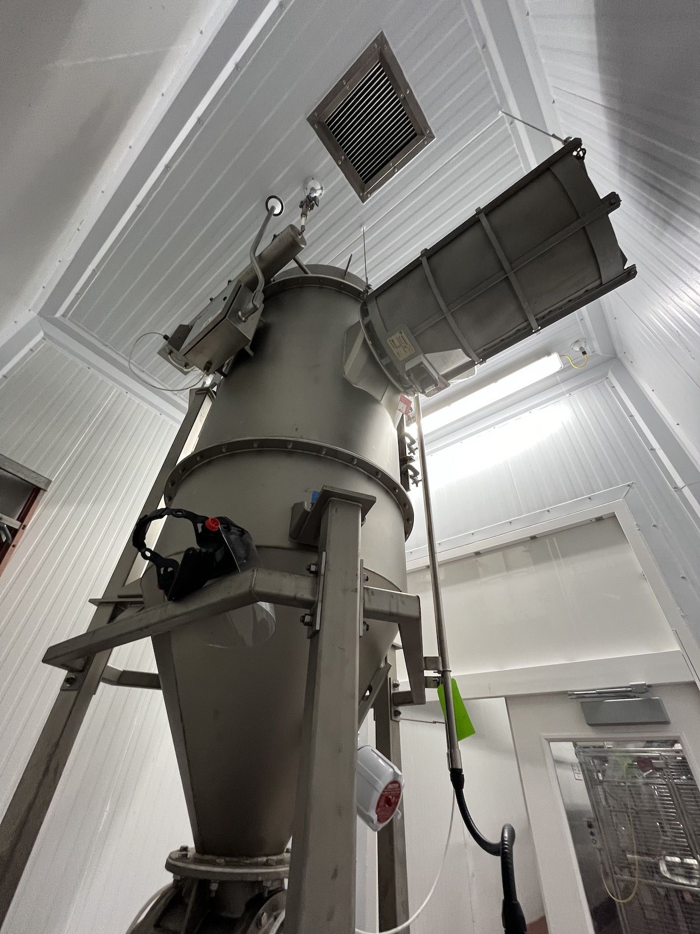 S/S DUST COLLECTOR WITH ROTARY AIRLOCK VALVE, - Image 23 of 24