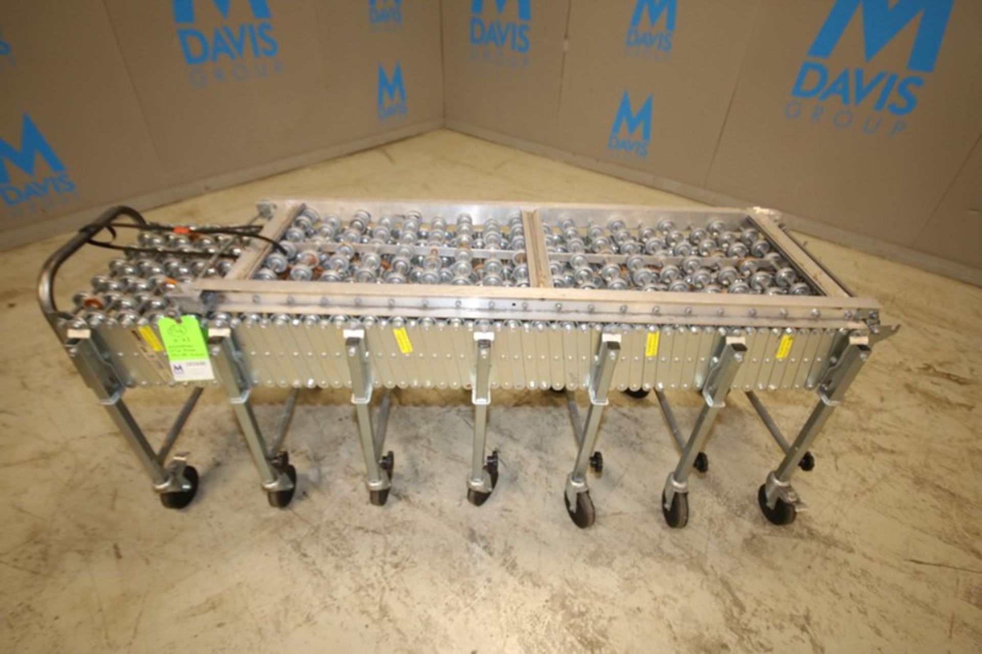 Nestaflex 17" W Portable Flexible Conveyor, Series 226, 6' L Unflexed (INV#101630) (Located @ the