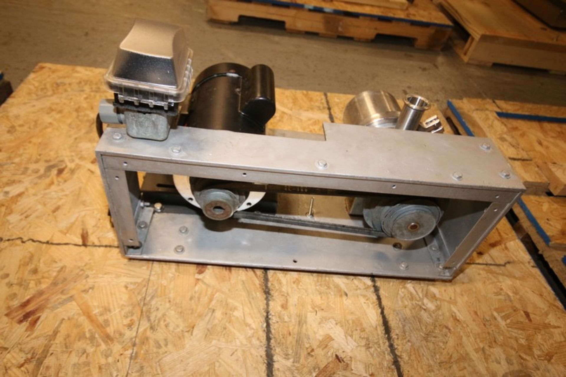 1 hp S/S Pump with 1.5" CT Head, 1725 rpm Motor, 115/230V (INV#101763) (Located @ the MDG Auction - Image 3 of 3