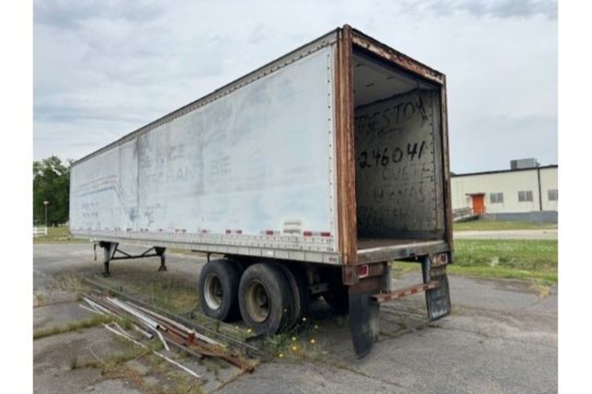 Approx. 53 ft. Dry Van Trailer with Like New Roll Up Door - Image 3 of 4