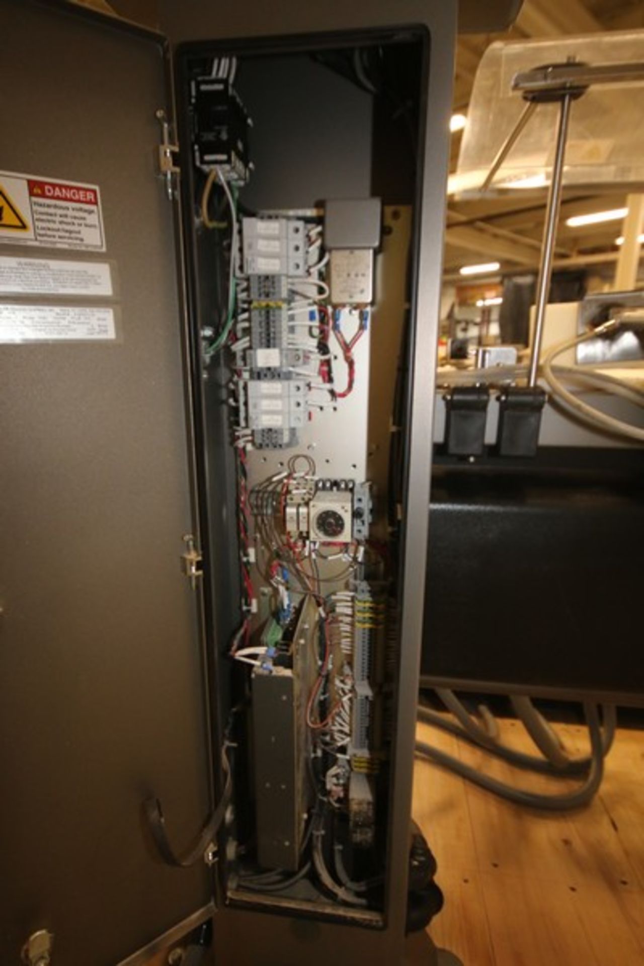 Mettler Toledo / Safeline Checkweigher / Metal Detector System, Checkweigher - Model #MM, S/N S - Image 10 of 11