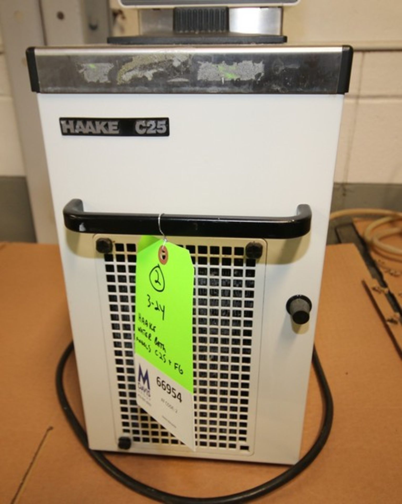 Haake F6 Circulator with C25 Circulating Water Bath, Type 002-9838, SN 197003780/003, 115V, with - Image 3 of 5