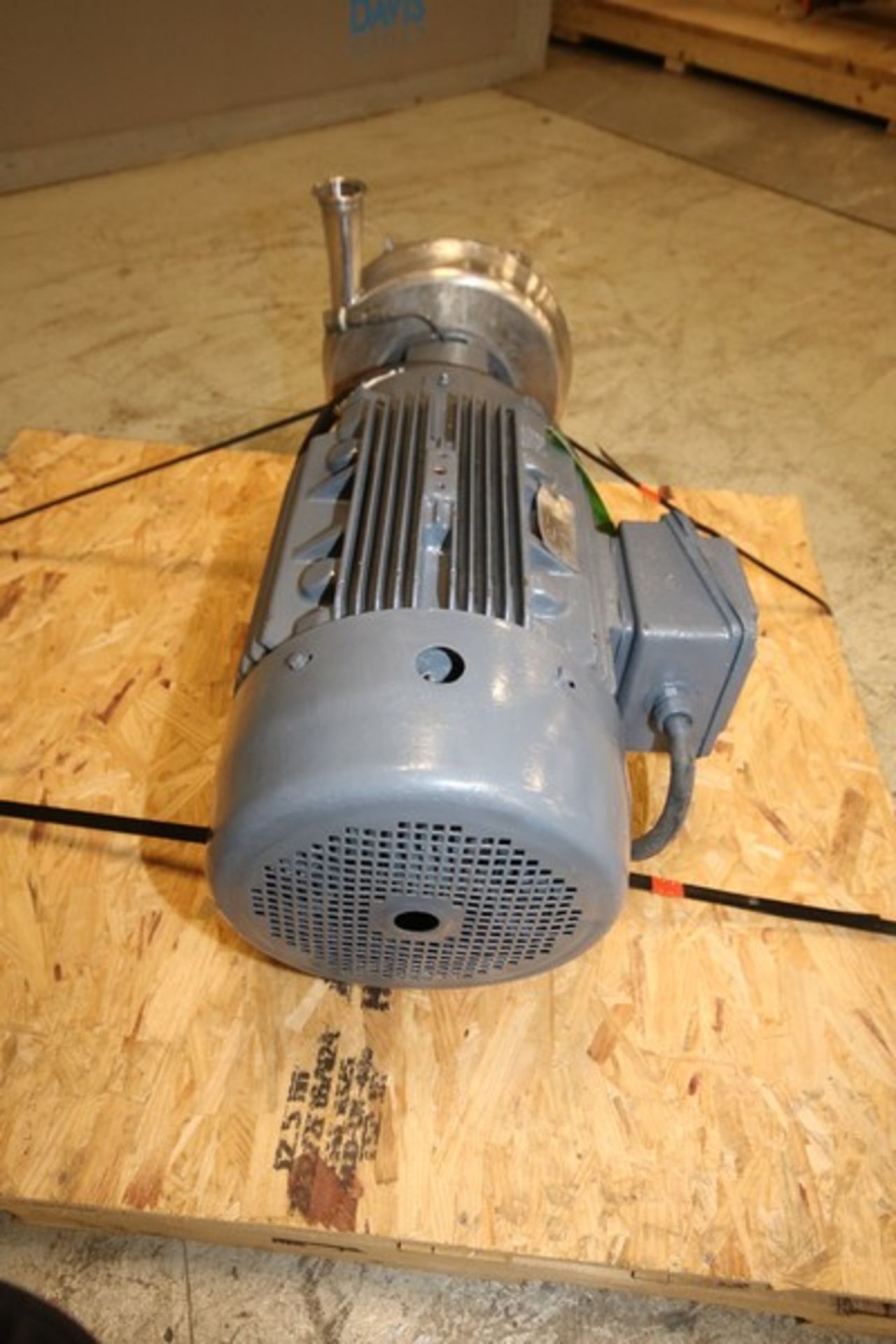 Tri Clover 7.5 hp Centrifugal Portable Pump, with Reliance 1755 rpm Motor, 4" x 3" CT Head, 230/ - Image 4 of 6