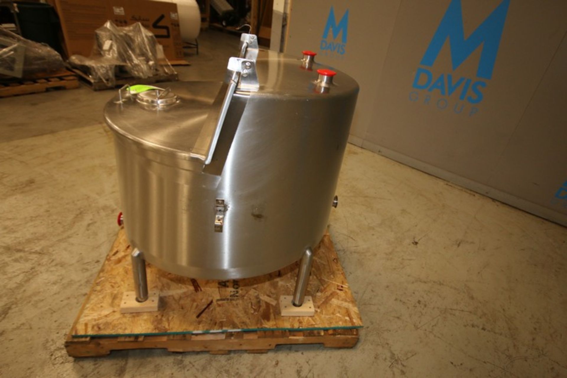 Sani Fab 95 Gallon S/S Balance Tank, Model BTR-1C-95, SN 60529321, with Hinged Lid with (2) 2" CT - Image 5 of 7