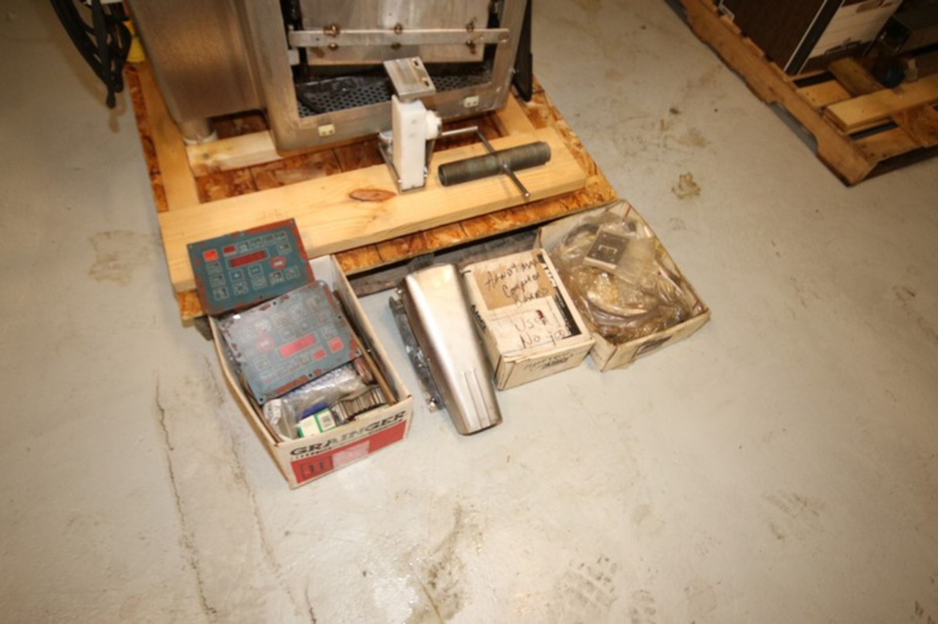 Risco S/S Continuous Vacuum Stuffer, M/N RS 4000-PP, with S/S Infeed Funnel, Instruction Booklets, & - Image 3 of 15