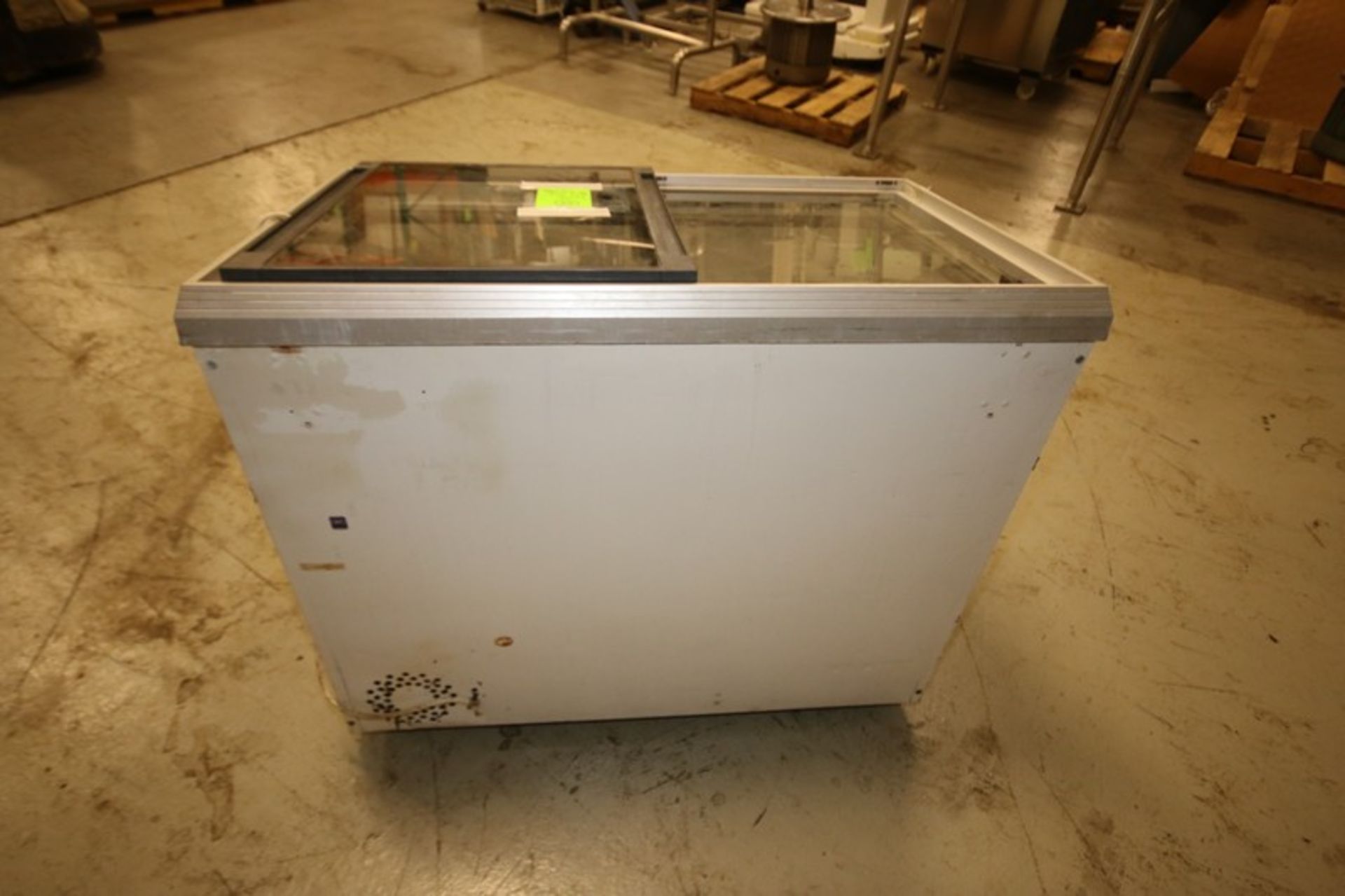41" L Reach In Freezer (INV#65786) (LOCATED @ MDG AUCTION SHOWROOM--PITTSBURGH, PA)(Loading, - Image 3 of 3