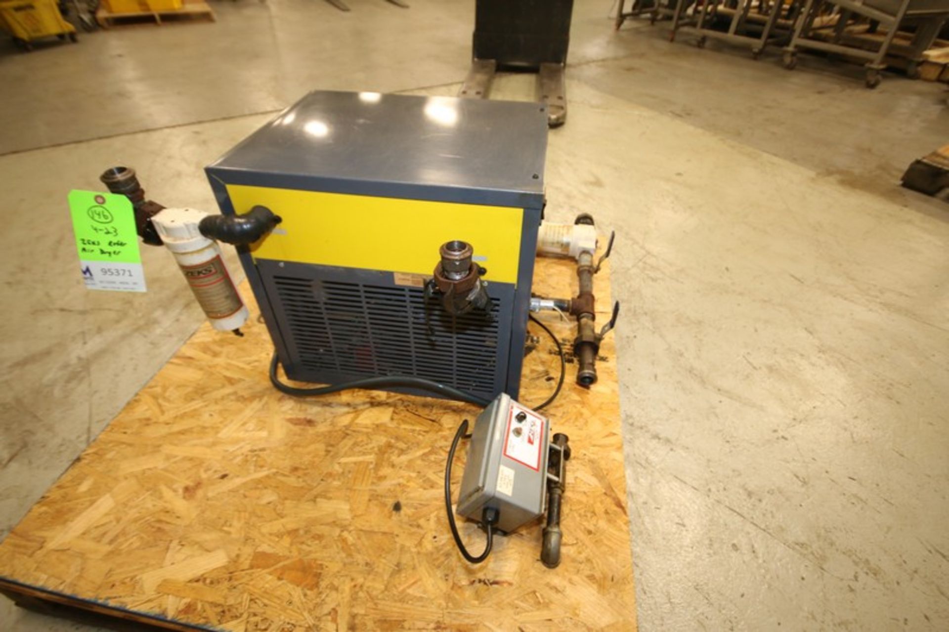 Zeks Refrigerated Air Dryer, Model 35HSCA100, SN 76291-3, r22, 115V, with Zeks Ez Drain & Filter ( - Image 2 of 3