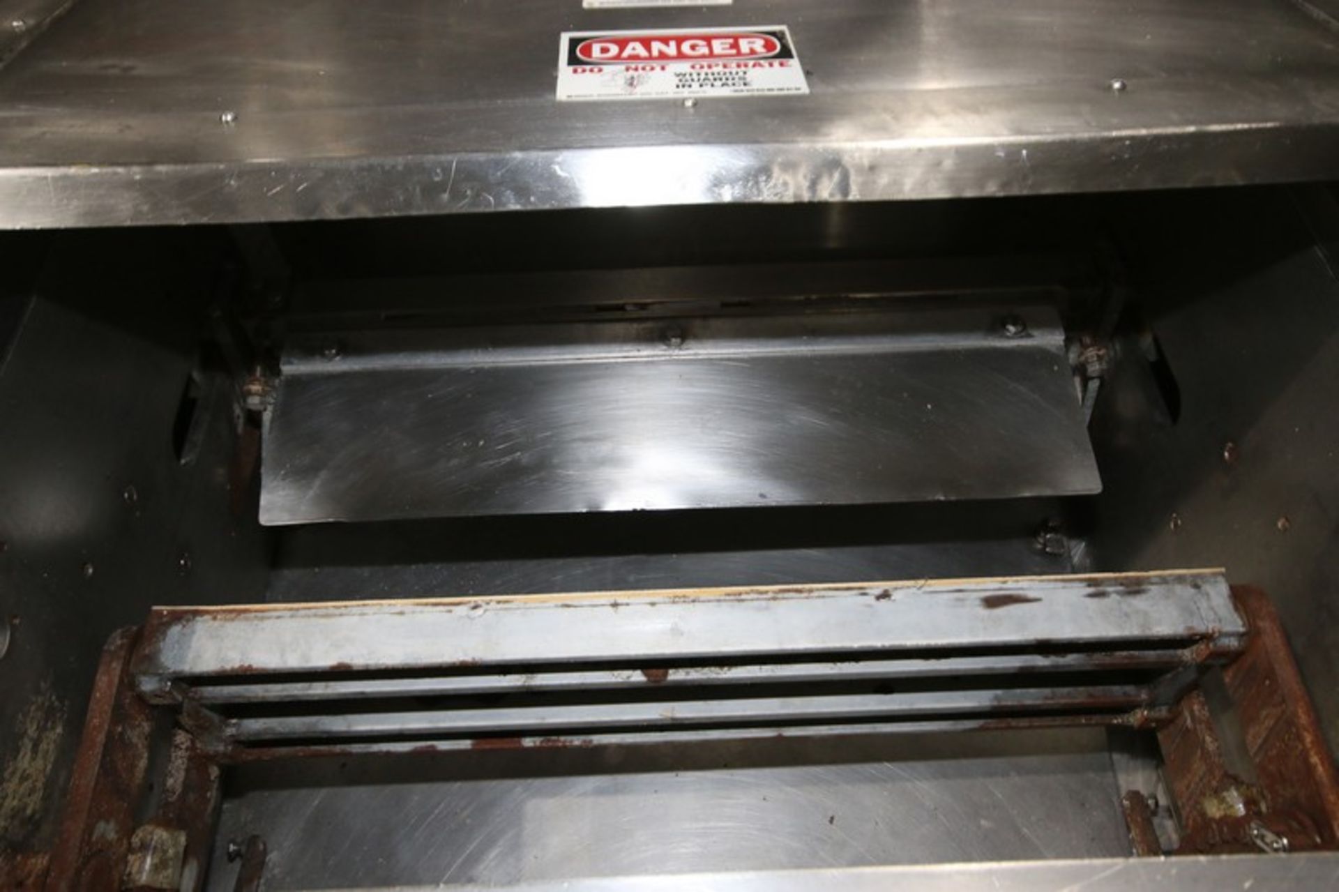 Moline 23-1/2" W S/S Guillotine, with Aprox. 24-1/2" L x 8-1/2" W Cutting Table, Mounted on S/S - Image 2 of 7