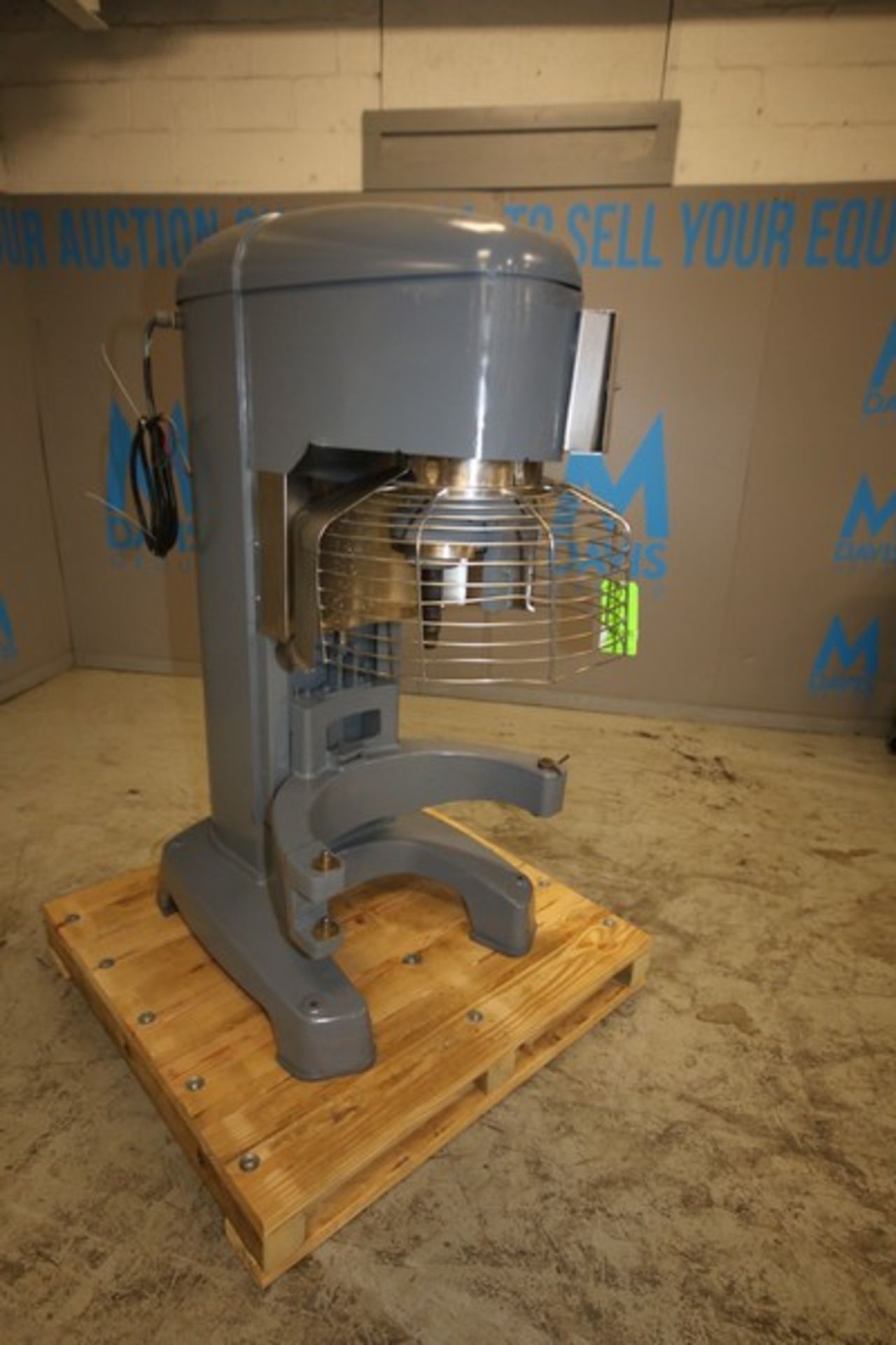 Hobart Vertical Mixer, Model H1400, SN 31-13-80-561, 200-240 3 Phase, with Digital Controls (INV#