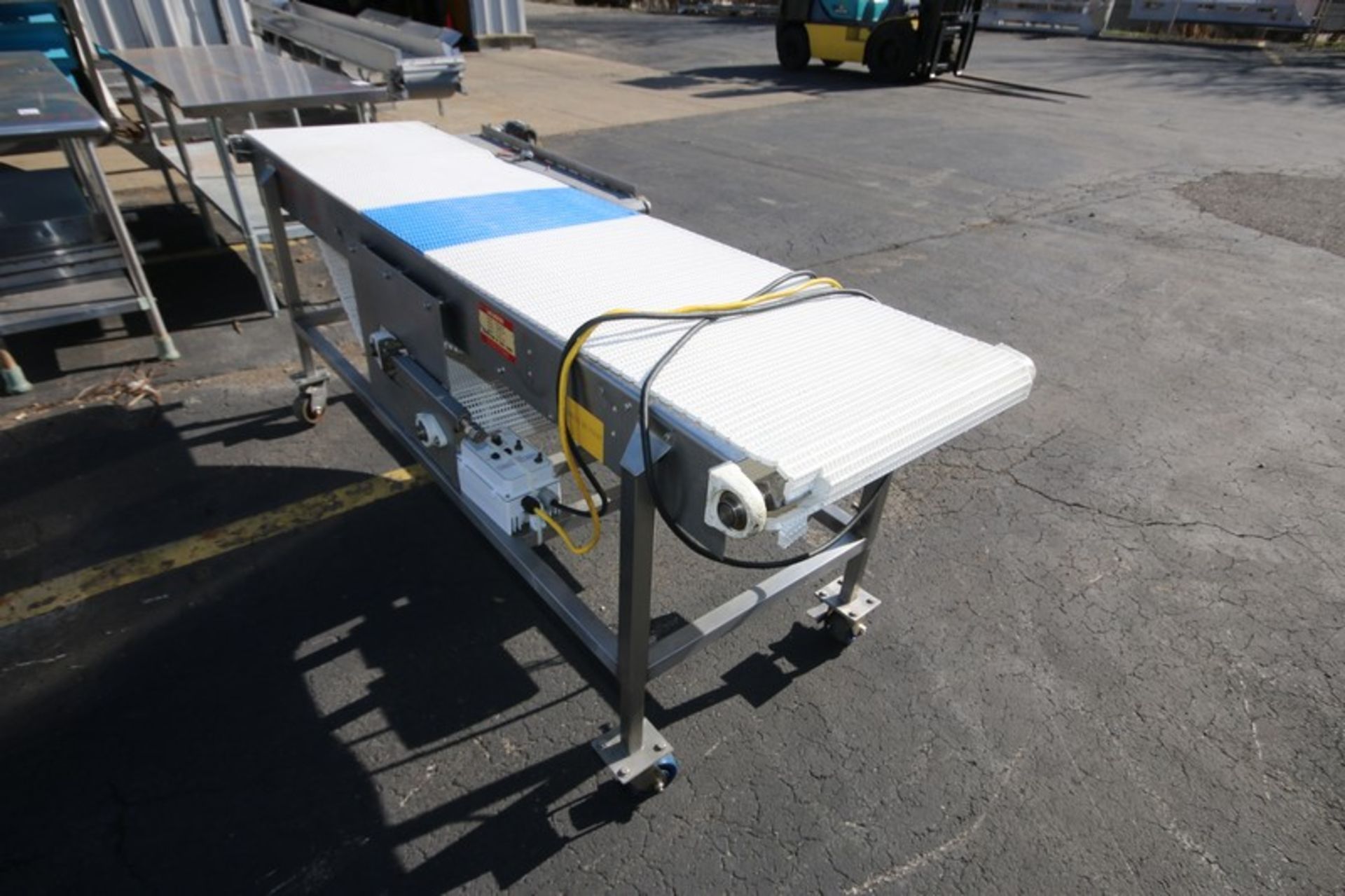 Laughlin Corp / Dawn 92" L x 33" H S/S Portable Belt Conveyor with 22" W Intralox Type Plastic Belt, - Image 4 of 7