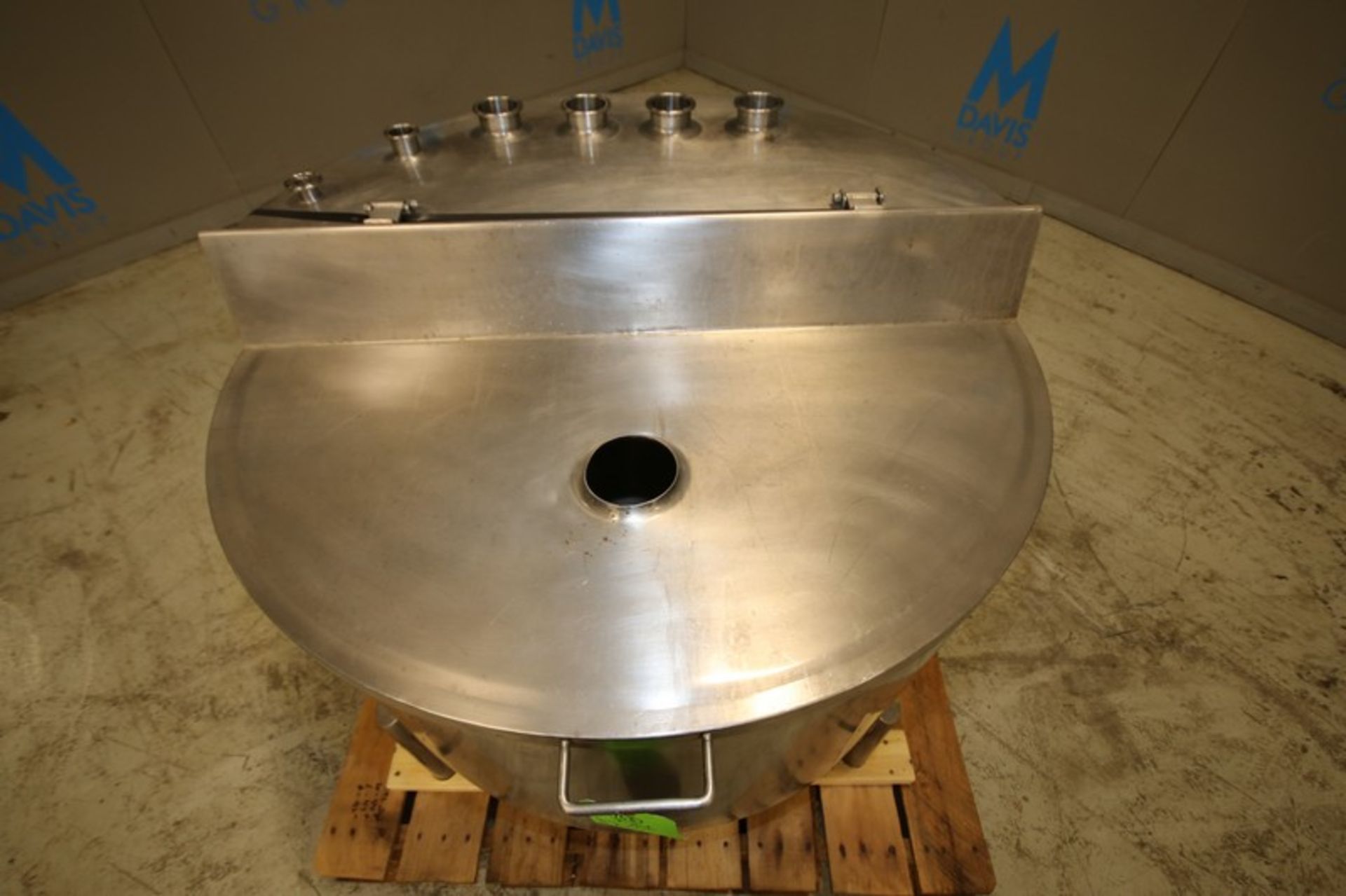 Aprox. 100 Gallon S/S Balance Tank, with Hinged Lid, (6) 1.5", 2.5" CT Top Connections, (3) 2.5" & - Image 3 of 7