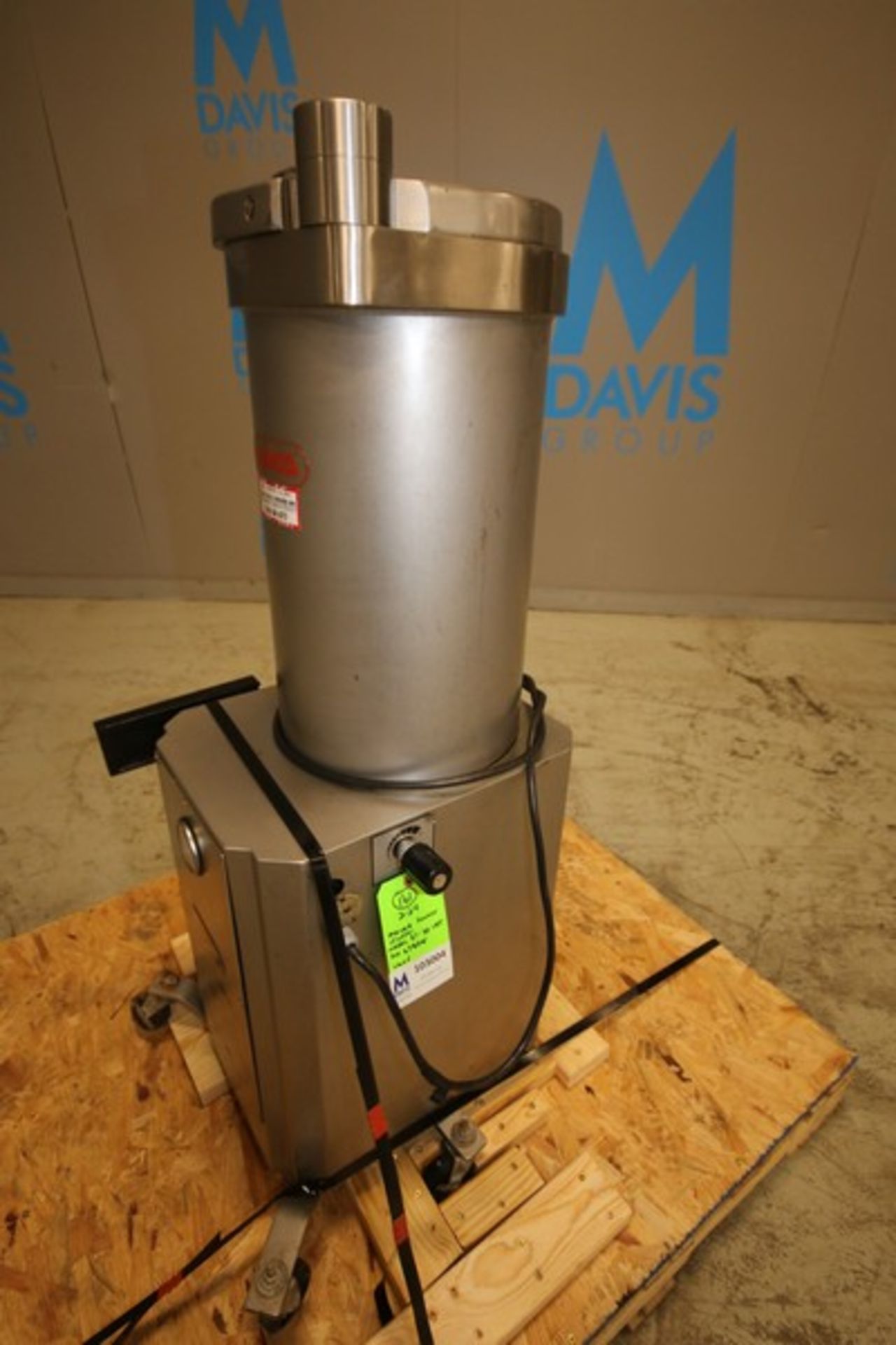 Mainca S/S Sausage Stuffer, Model EI-30 INT, SN 6780N, 220V (INV#103004) (Located @ the MDG - Image 2 of 7