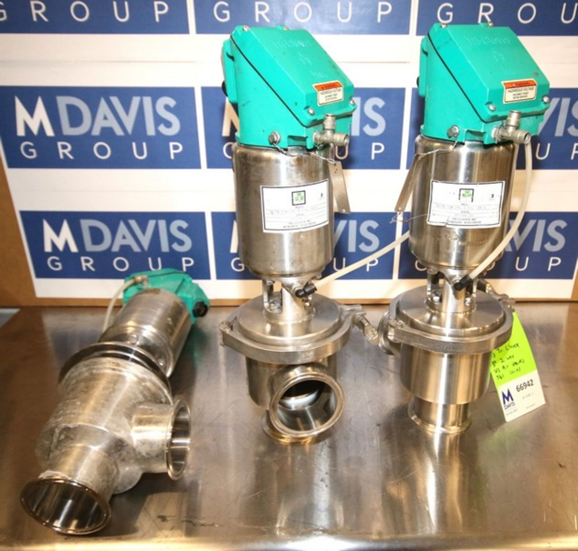 Lot of (3) Tri Clover 3" 2-Way S/S Air Valves, Model 761TR-10M-295-3-316L-38-4, SN 351586-03 &