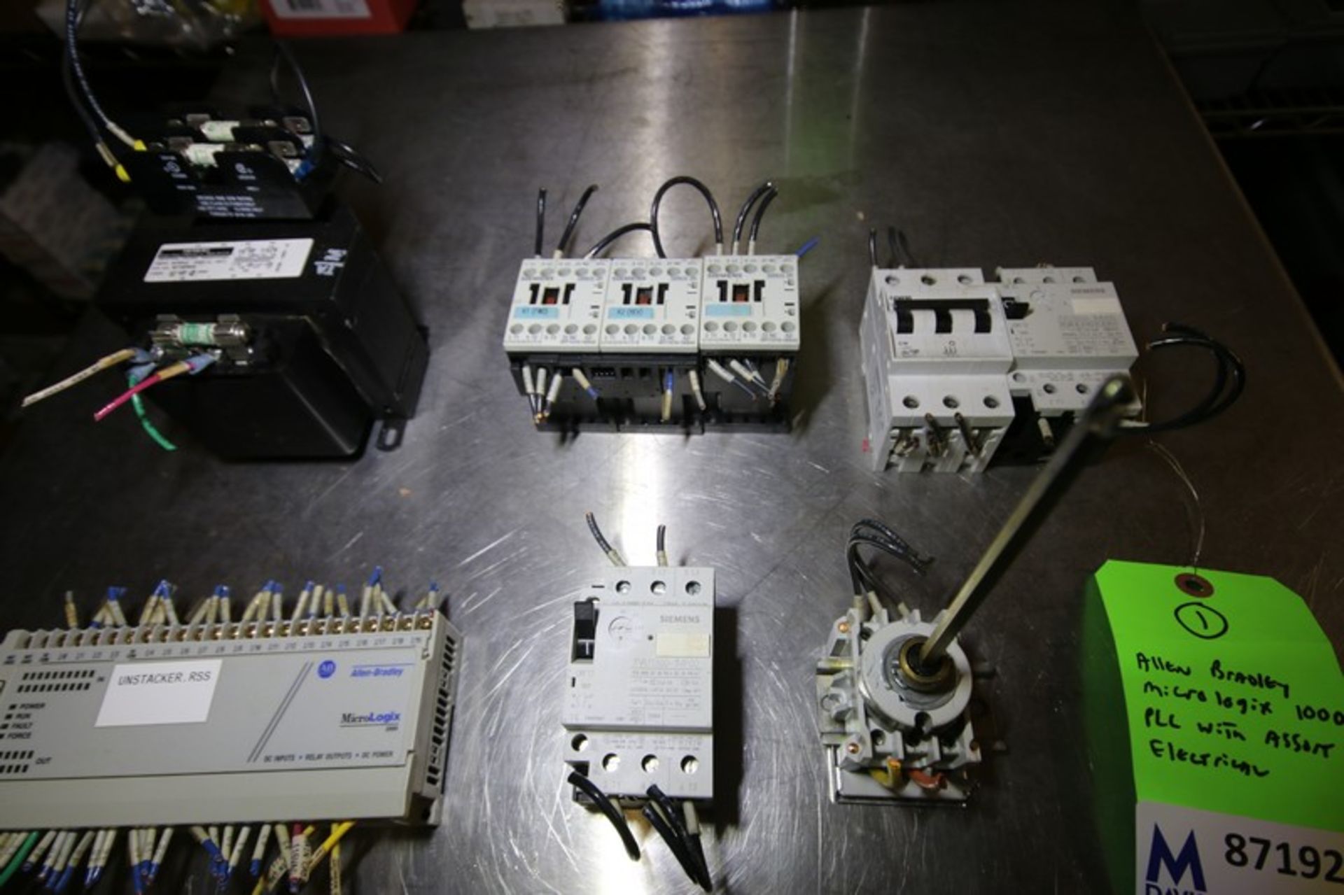 Production Control Panel Electrical Includes Allen Bradley Micrologix 1000 PLC Controller - Cat. No. - Image 4 of 5