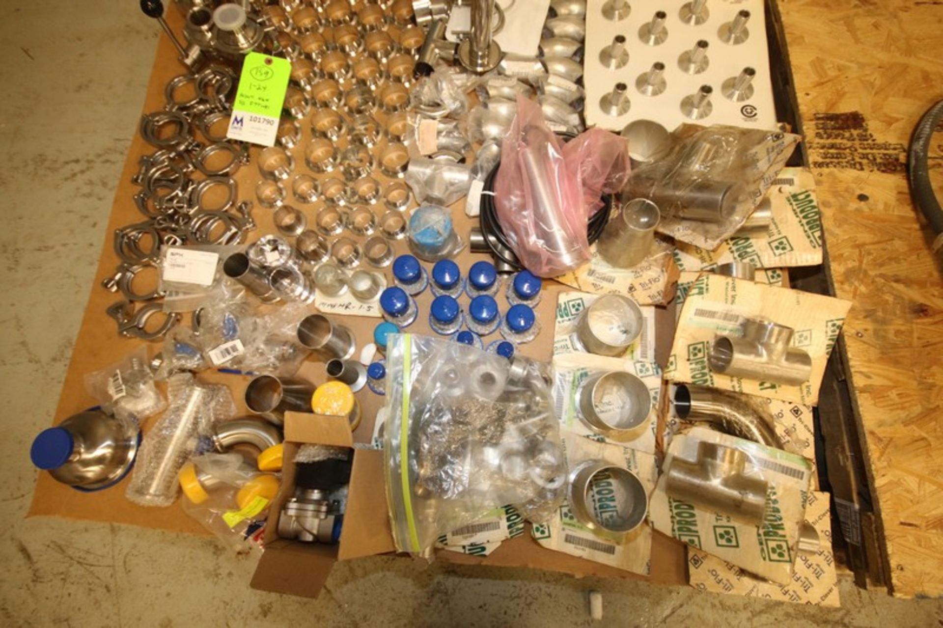 Pallet of New 1" to 3" SPX, Tri Clover & Other Butterfly Valves, Elbows, Weld Type Connectors, - Bild 2 aus 3