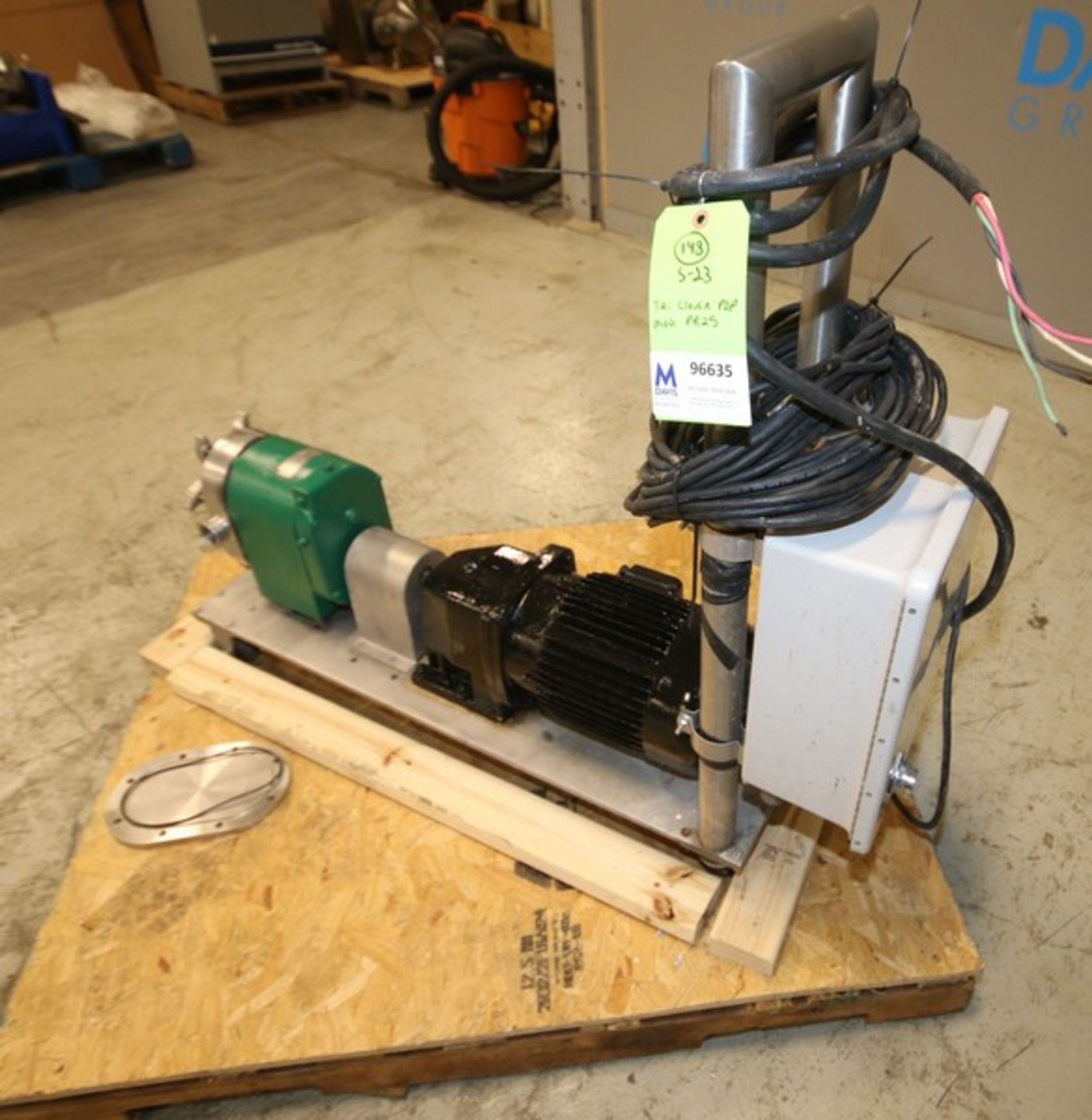 Tri Clover Positive Displacement Pump, Model PR25-1 1/2 - MUC4-SL-S, SN Y1534, with 1 1/2" CT S/S - Image 7 of 10