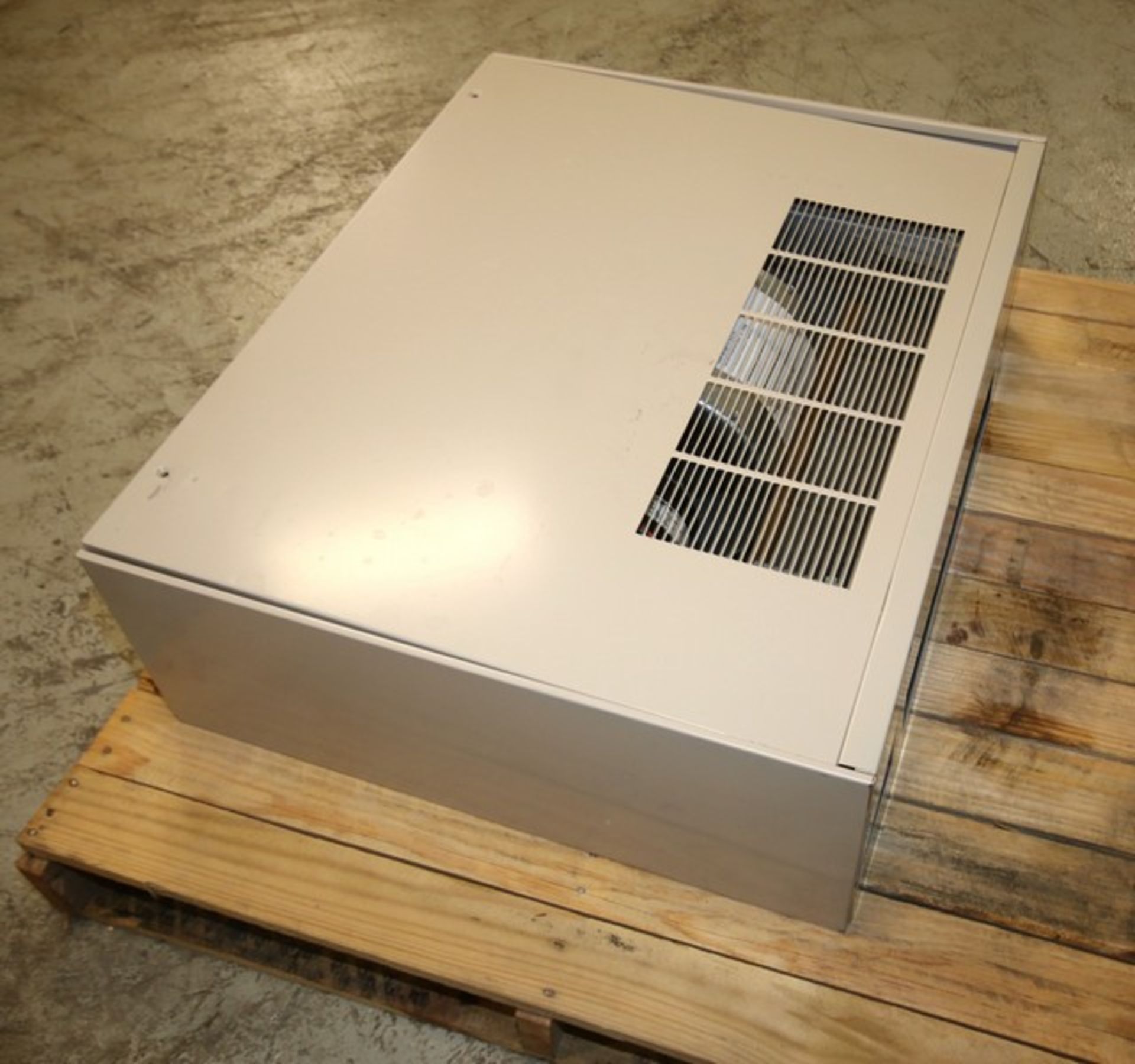 Trane Cabinet Heater, Model FCDB0201CY0DEB1BAF2M000001000A30000000000000, SNT04G42729, 115V (INV# - Image 2 of 6