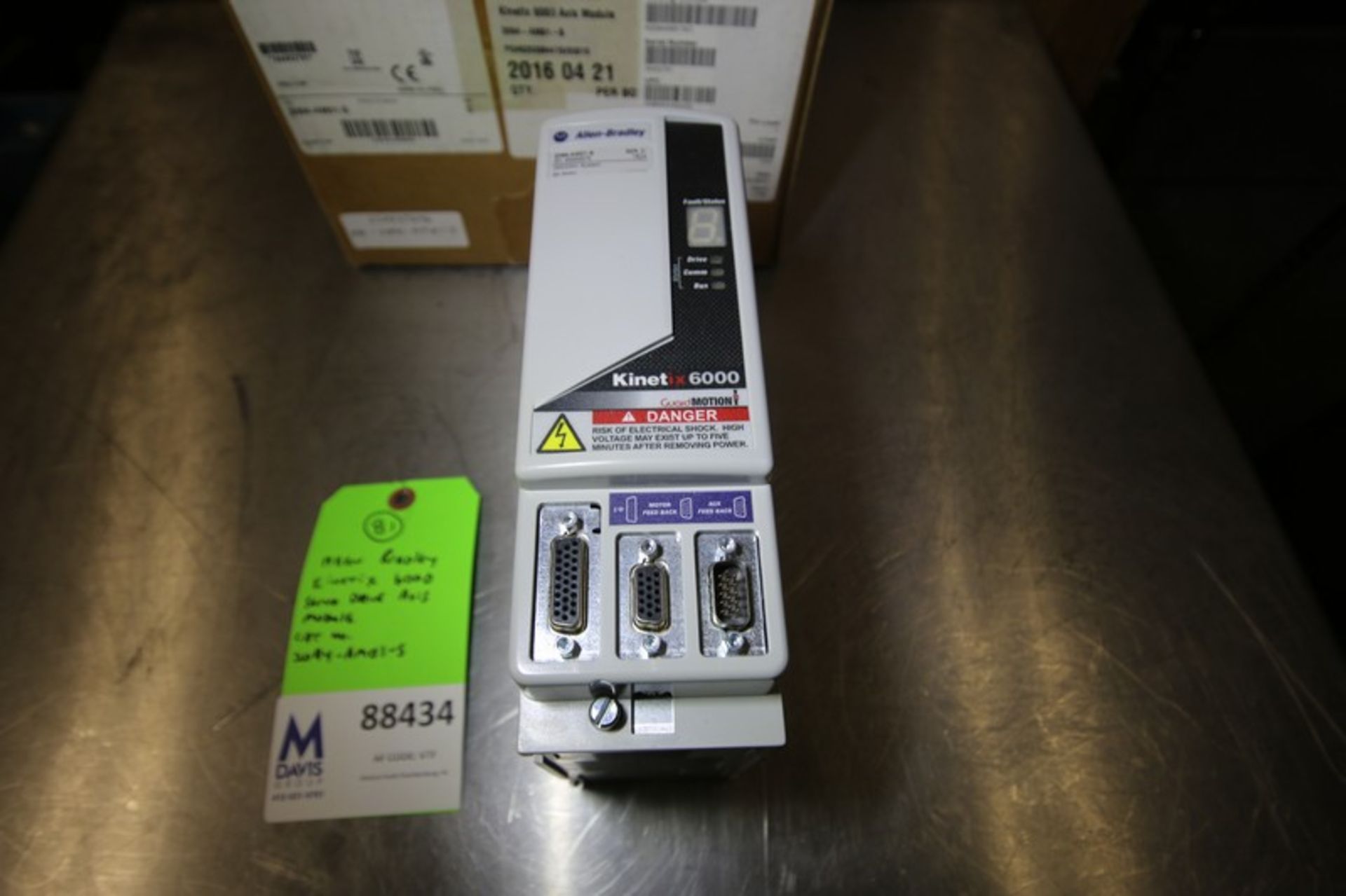 Allen Bradley Kinetix 6000 Servo Drive Axis Module Cat. No. 2094-AM01-S Series C, 200/230V (INV# - Image 2 of 5